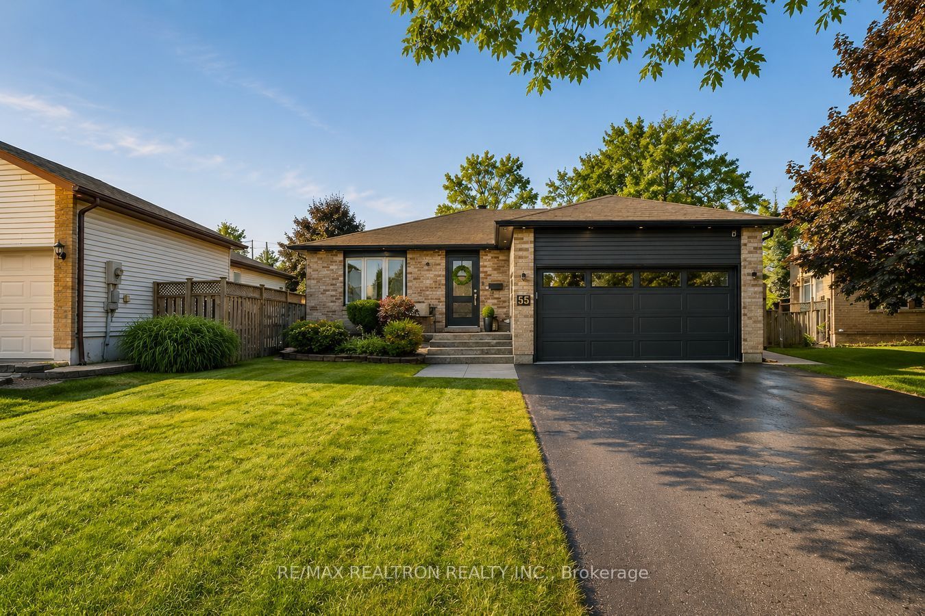 55 Laurie Crescent, Barrie, ON L4M 6C7 photo 2