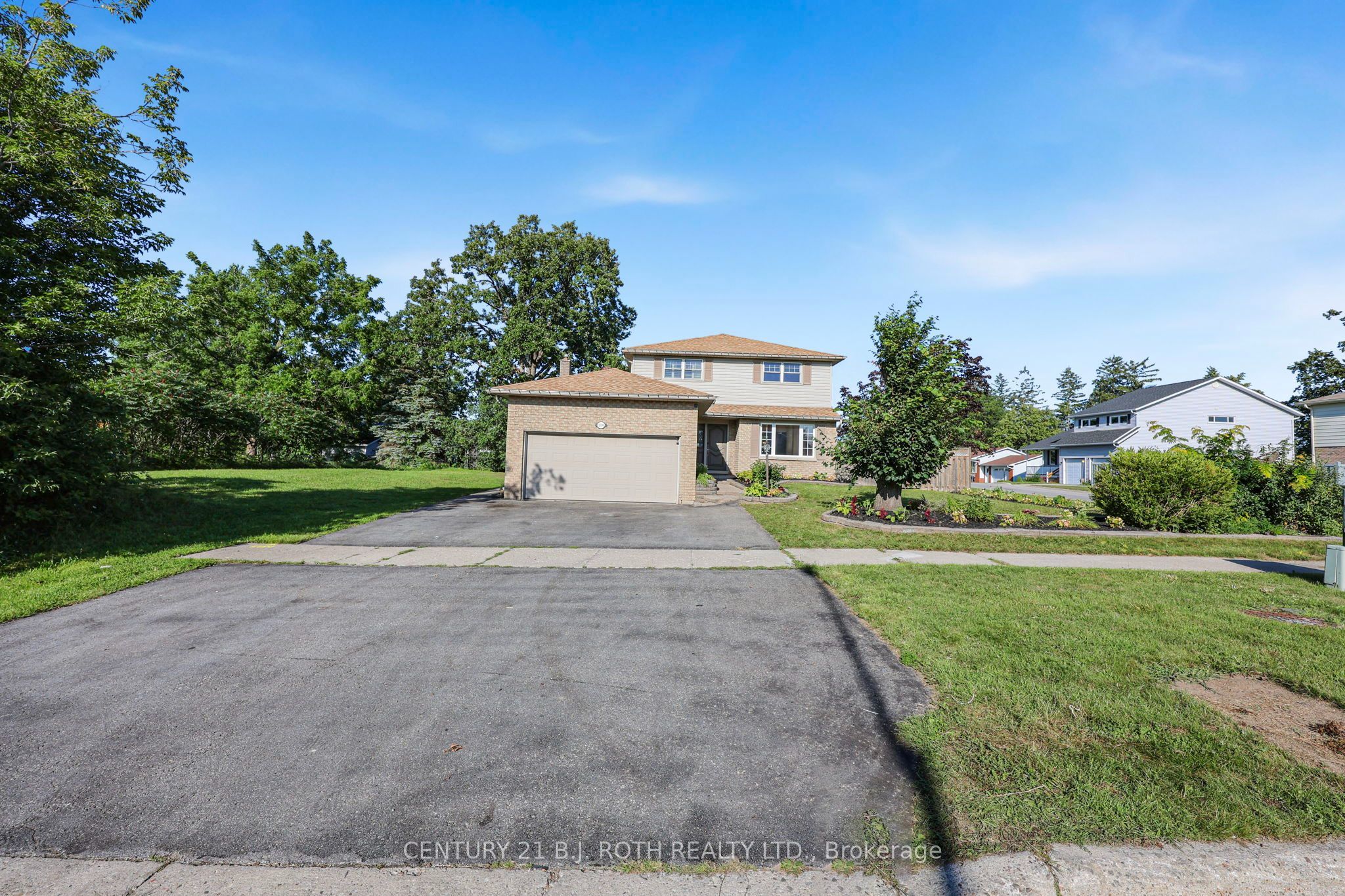 104 WOODSIDE Drive, Orillia, ON L3V 7N7 photo 2