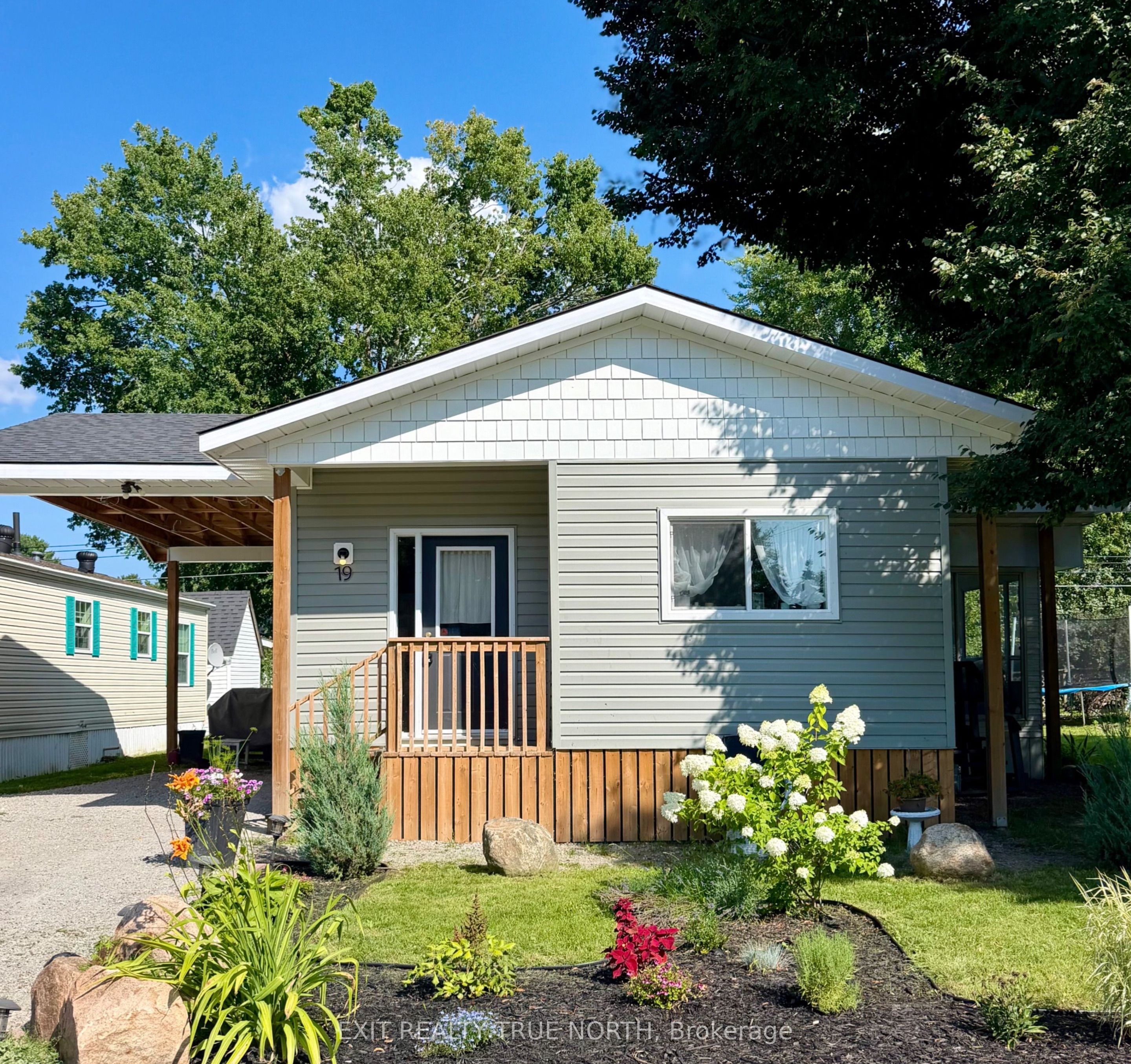 19 Vics Road, Midland, ON L4R 0B9
