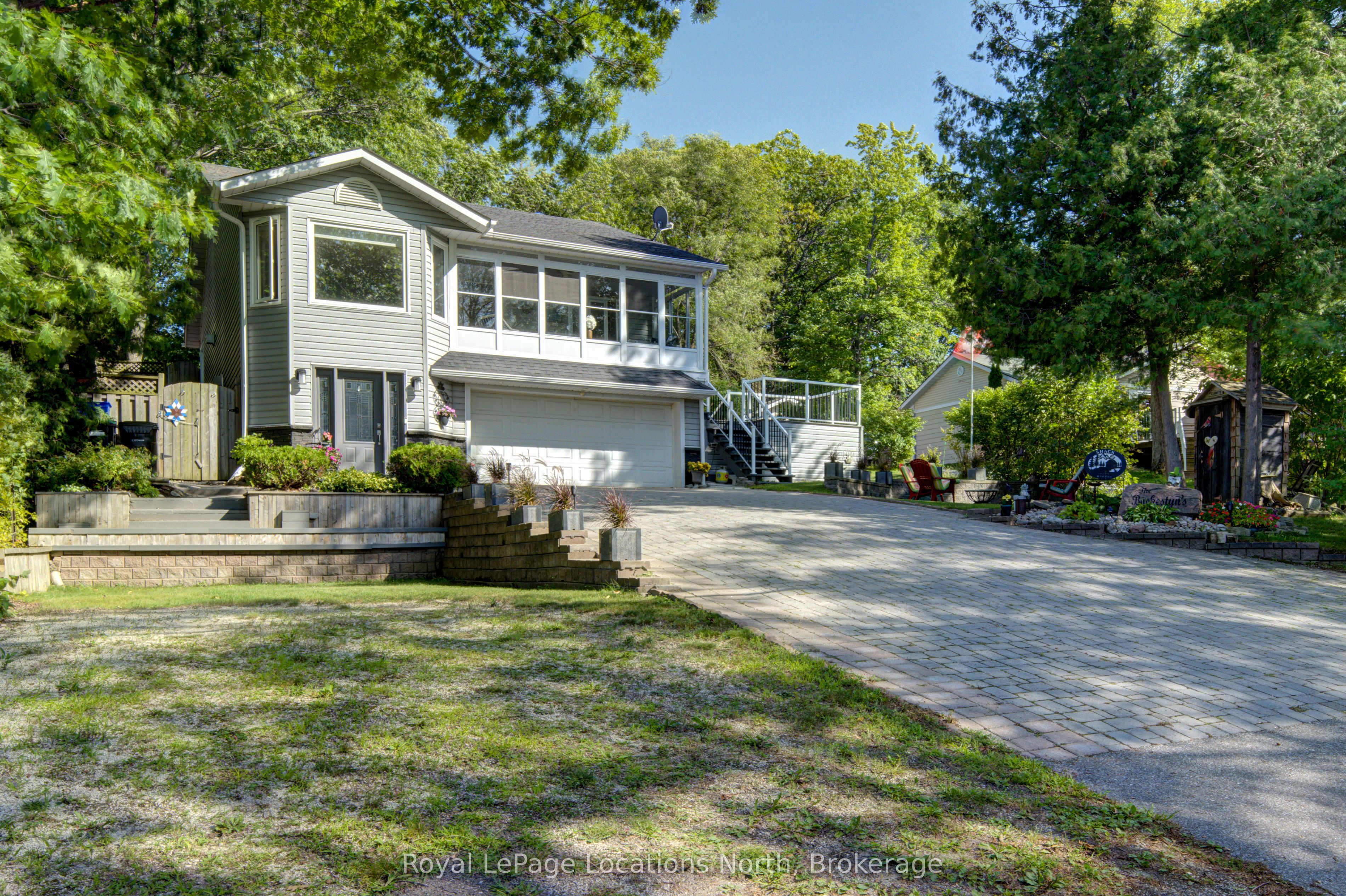 2225 Tiny Beaches Road S, Tiny, ON L0L 1P0 photo 3
