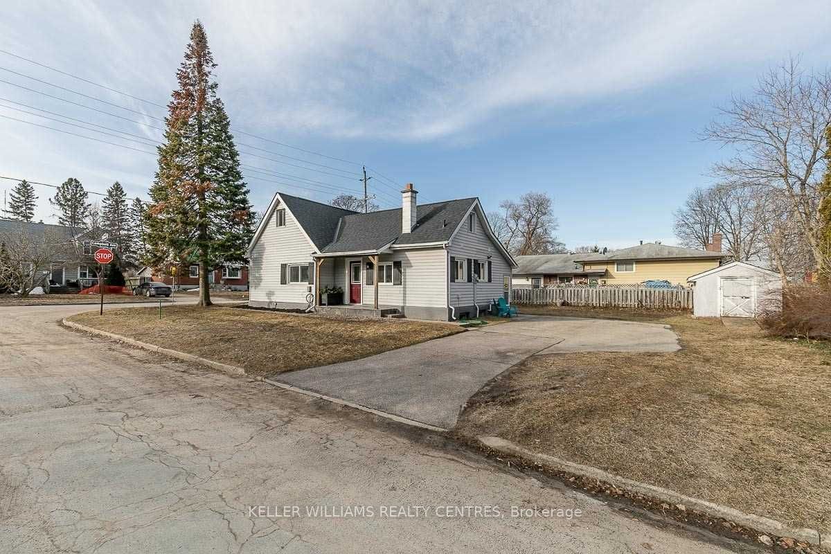 46 Campbell Avenue 2, Barrie, ON L4N 2T4 photo 2