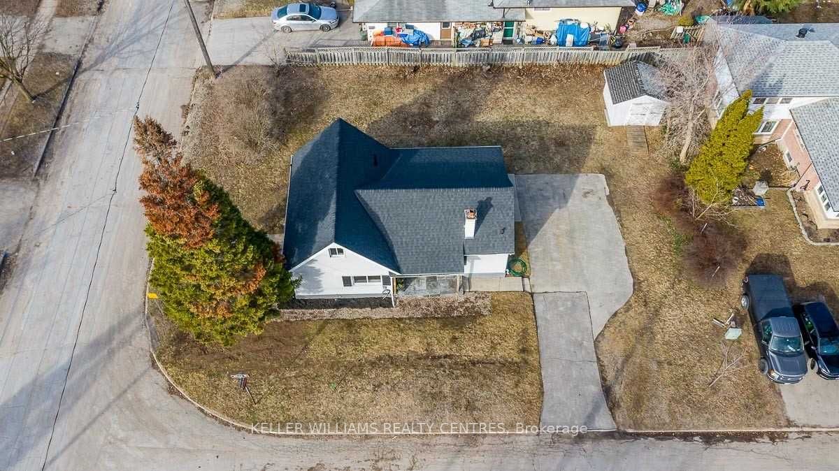 46 Campbell Avenue 2, Barrie, ON L4N 2T4 photo 3