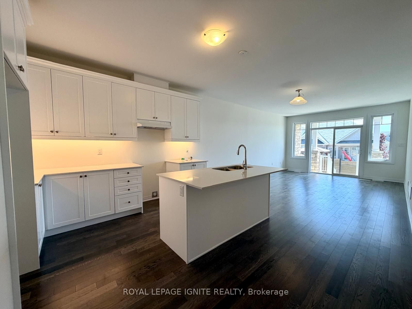 537 Hudson Crescent, Midland, ON L4R 0J2 photo 4