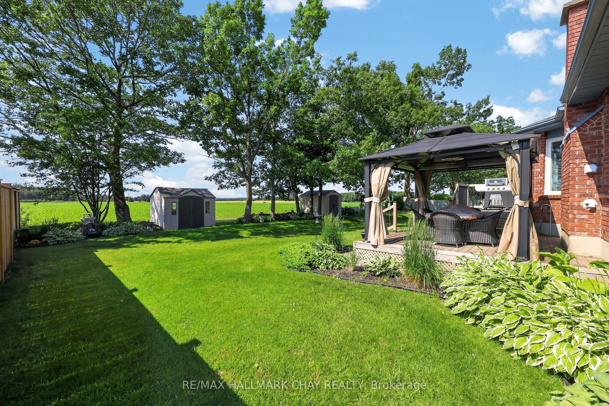 358 Livingstone Street W, Barrie, ON L4N 7K7 photo 2