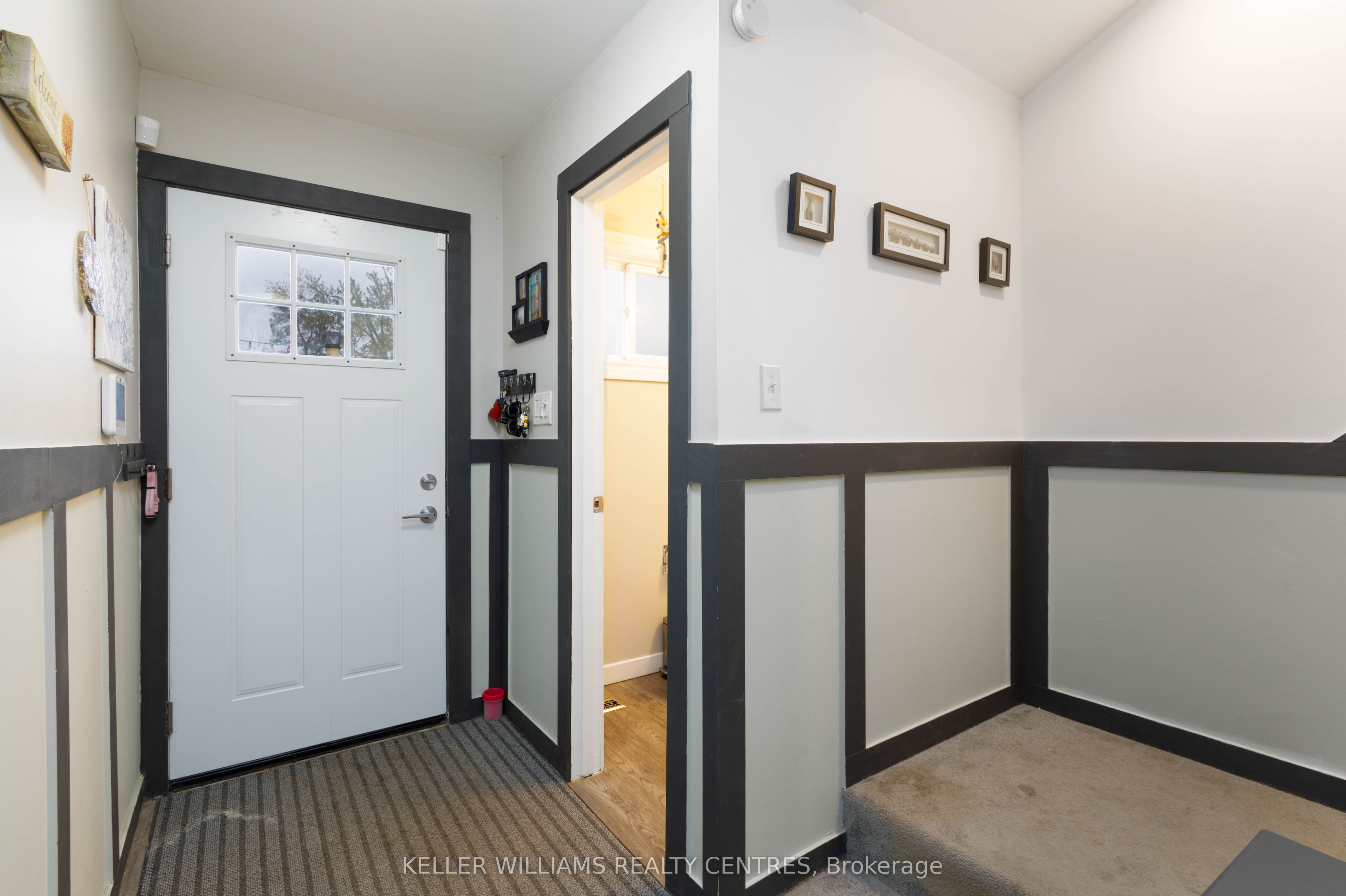 66 Chaucer Crescent, Barrie, ON L4N 4T7 photo 4
