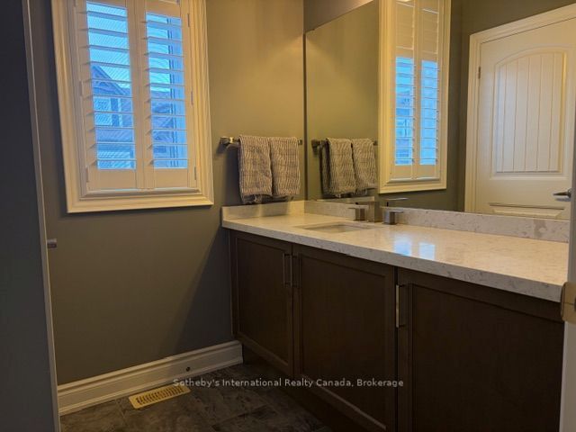 43 Carpenter Street, Collingwood, ON L9Y 0Z5 photo 4