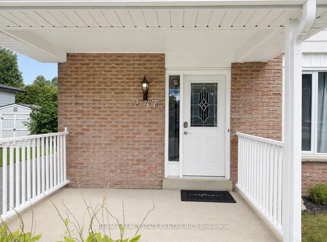 247 Eric Street, Clearview, ON L0M 1S0 photo 2