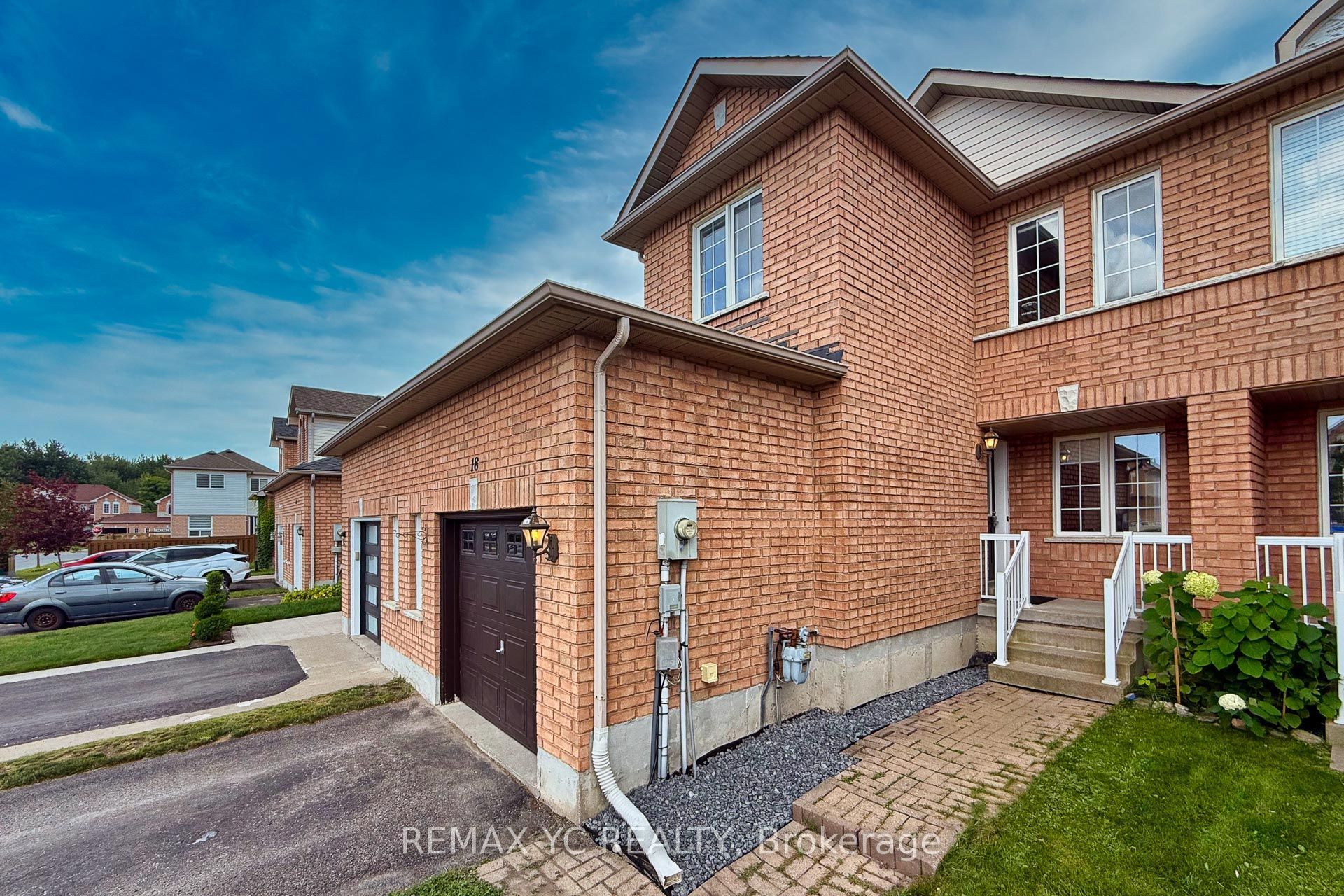 18 Coleman Drive, Barrie, ON L4N 0R4 photo 3
