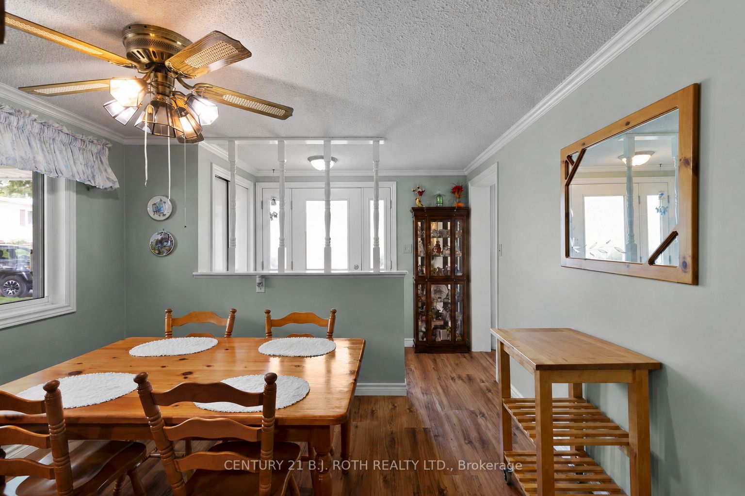 19 Maple Crescent, Oro-Medonte, ON L0L 1T0 photo 4