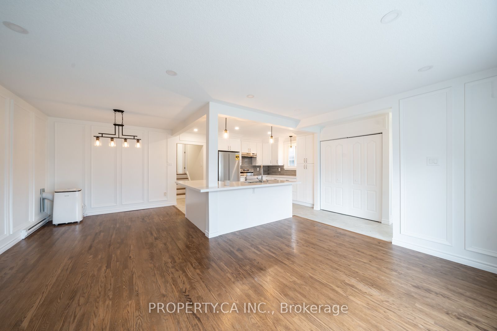 24 Thorncrest Road, Barrie, ON L4N 3P9 photo 5