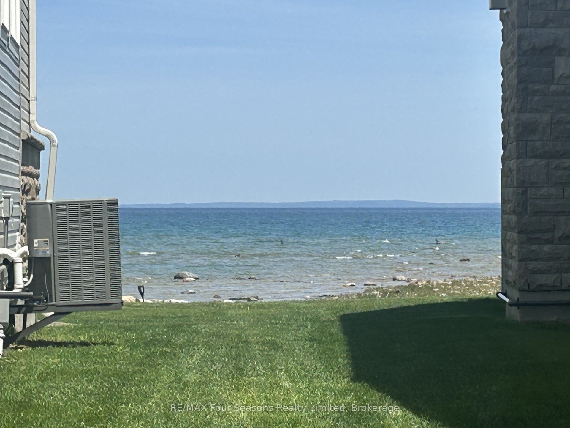64 Waterview Road, Wasaga Beach, ON L9Z 0E9 photo 3