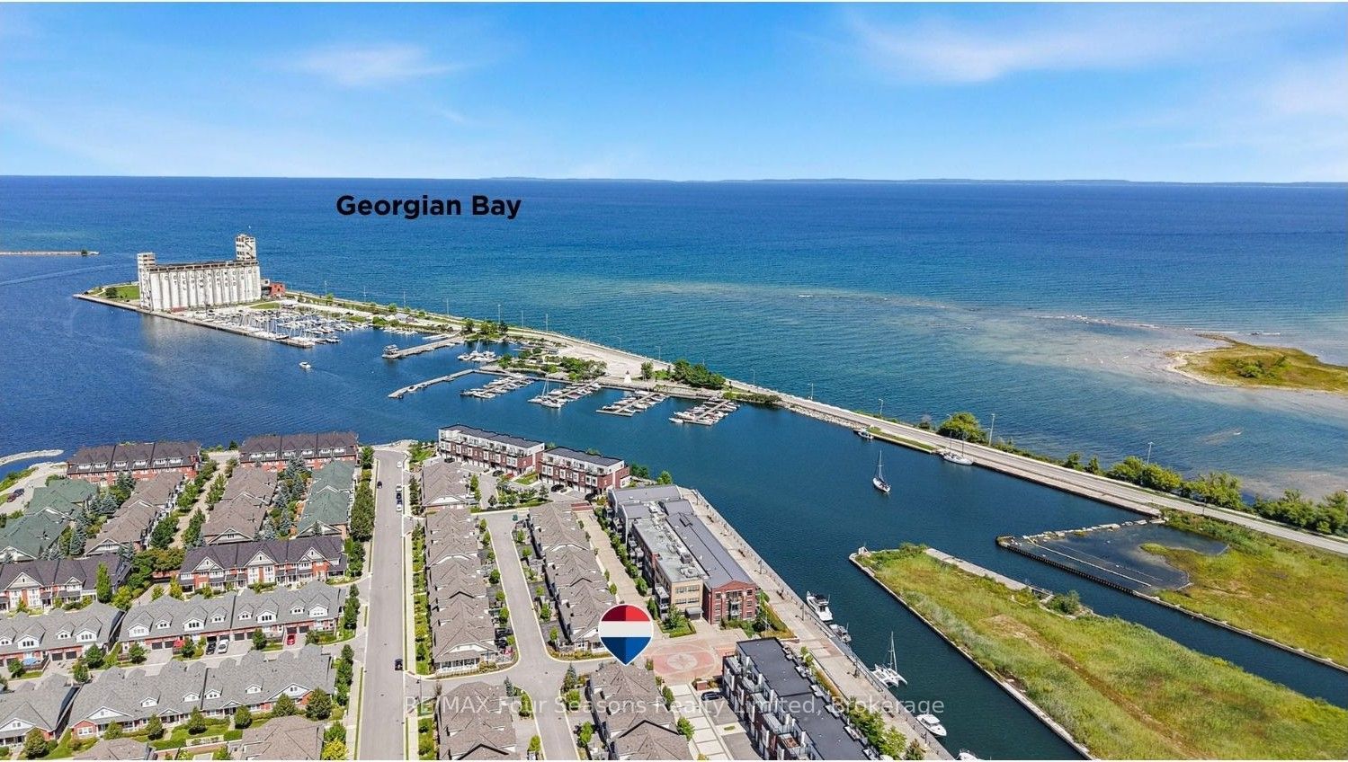 2 Shipyard Lane, Collingwood, ON L9Y 2X4