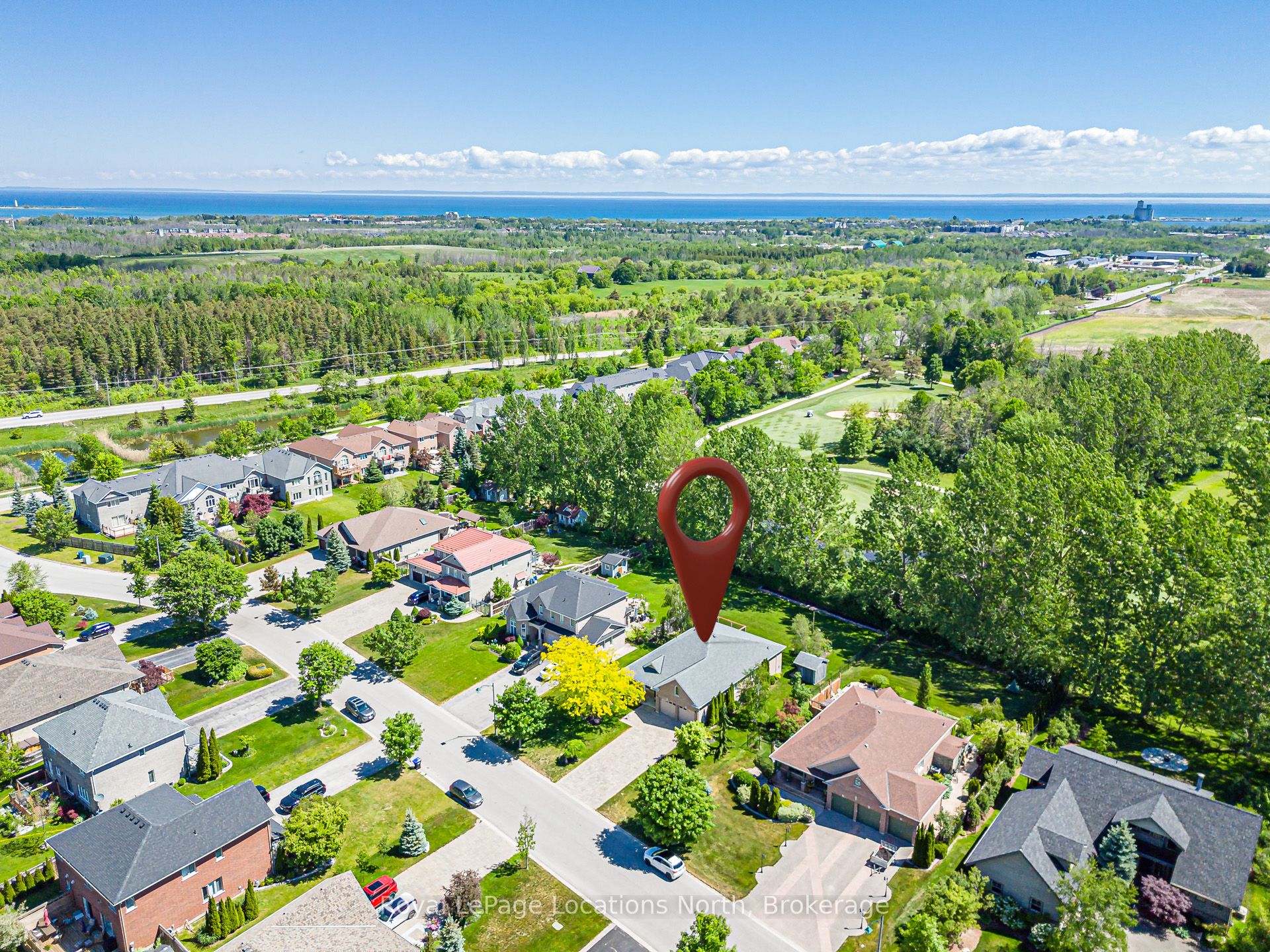 19 Kells Crescent, Collingwood, ON L9Y 0A8 photo 3