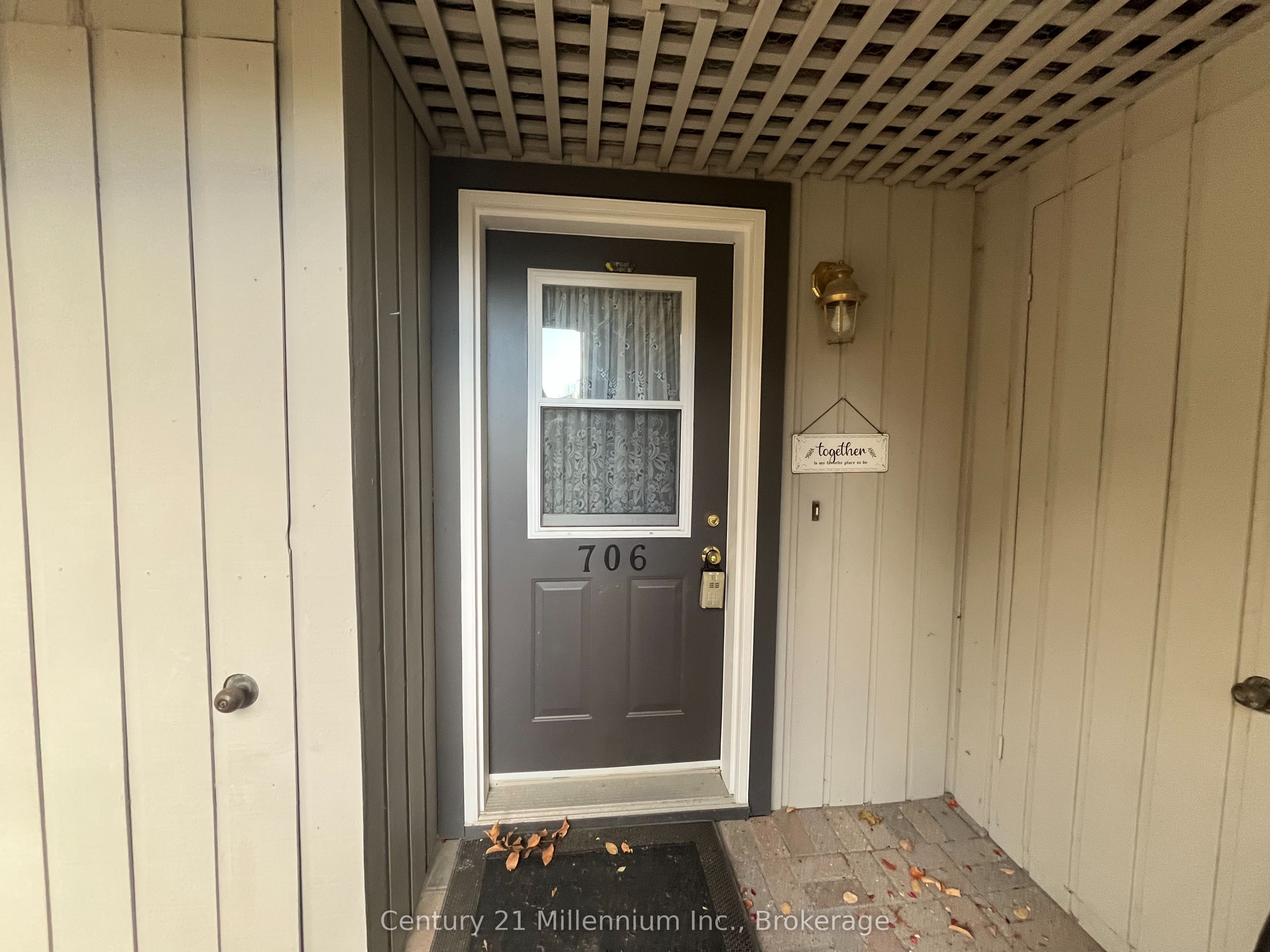 706 Johnston Park Avenue, Collingwood, ON L9Y 5C7 photo 3