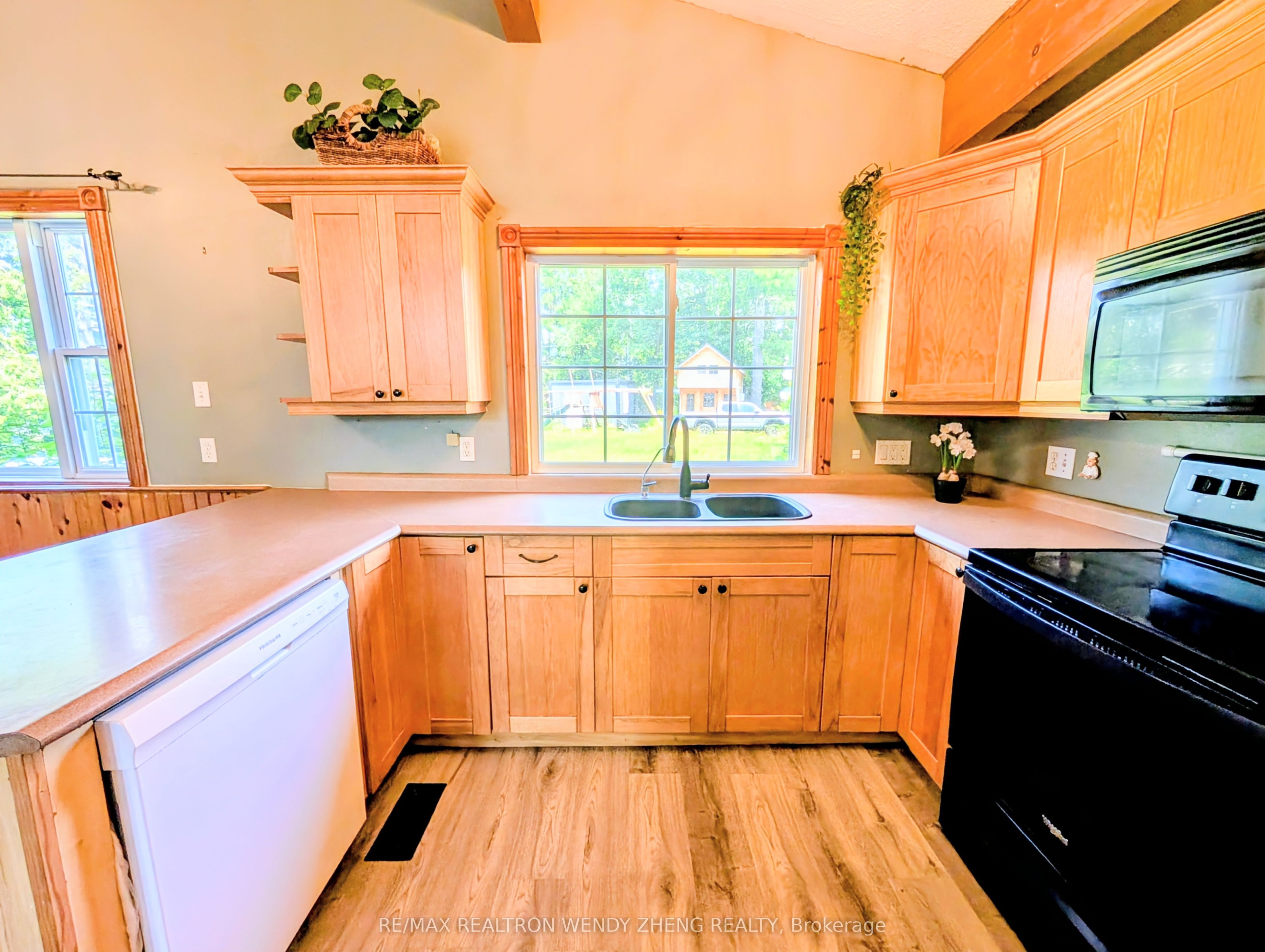 3619 Southwood Beach Boulevard, Ramara, ON L0K 2B0 photo 4
