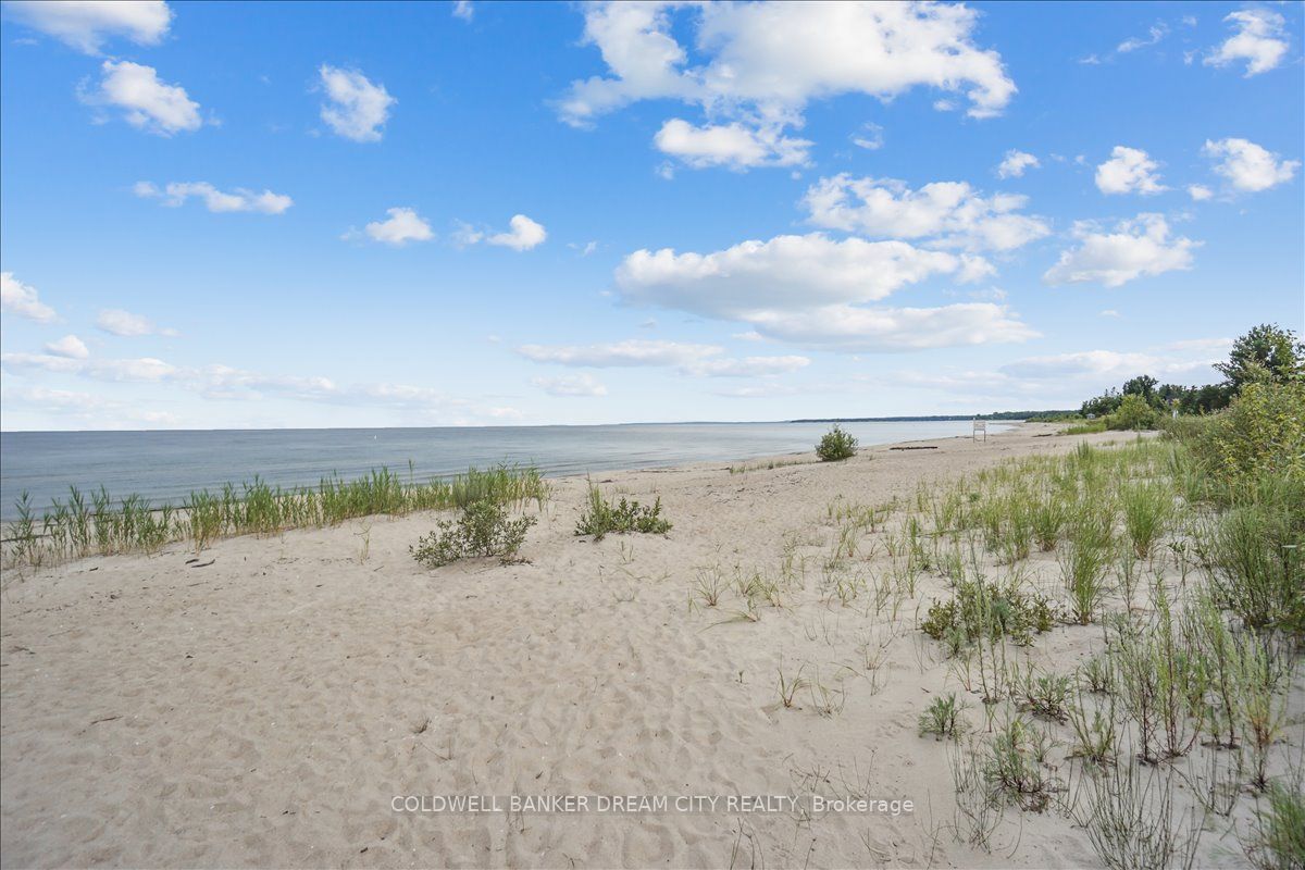 764 River Road E 111, Wasaga Beach, ON L9Z 2M7 photo 3