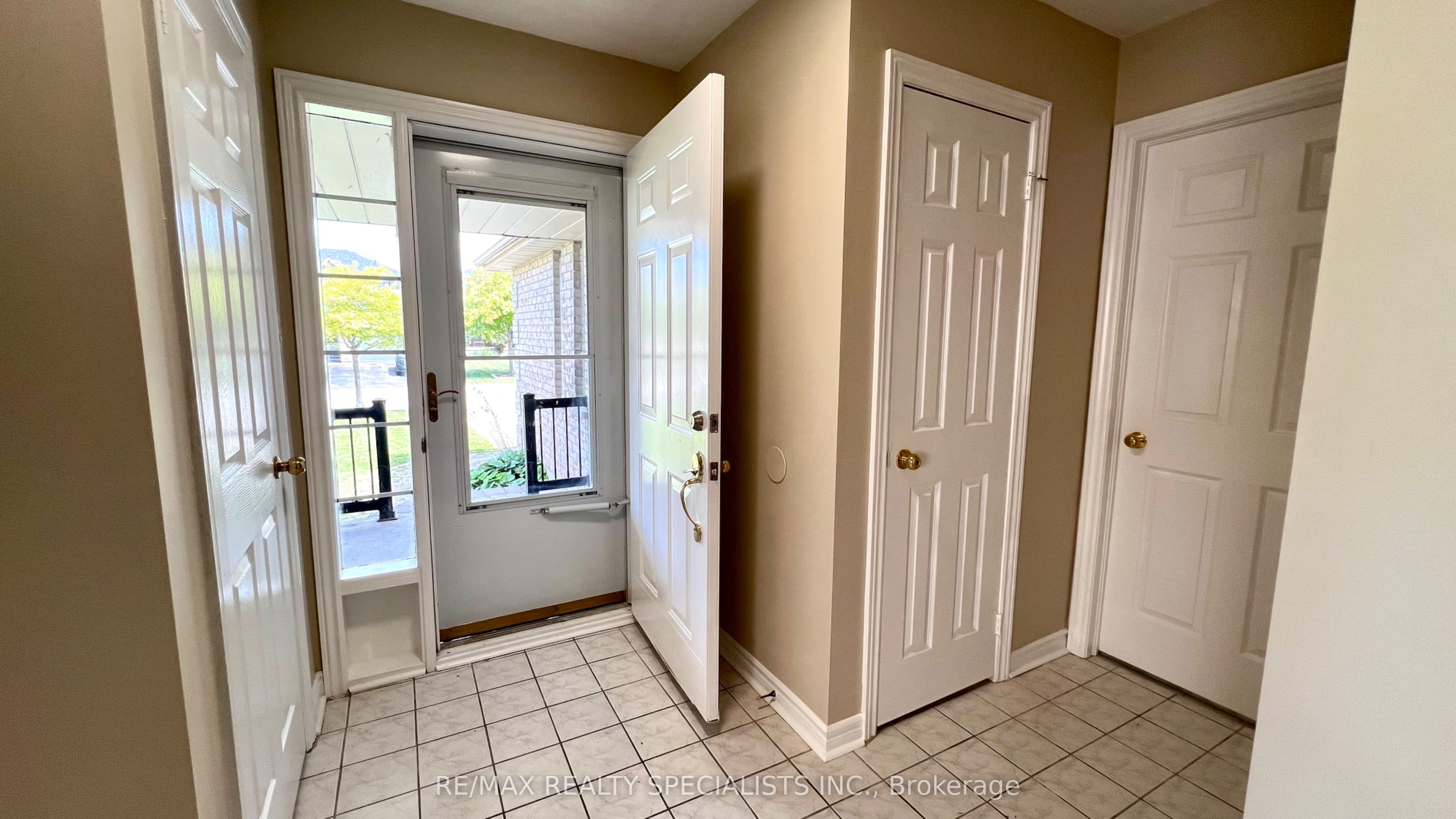 5 Russell Hill Drive, Barrie, ON L4N 0C3 photo 5