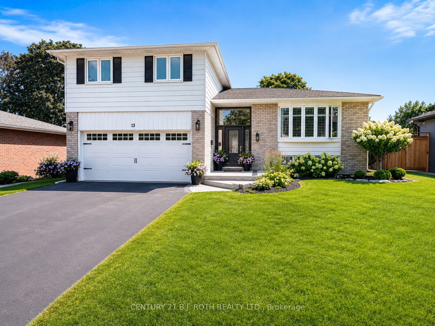13 Clover Avenue, Barrie, ON L4N 3M7