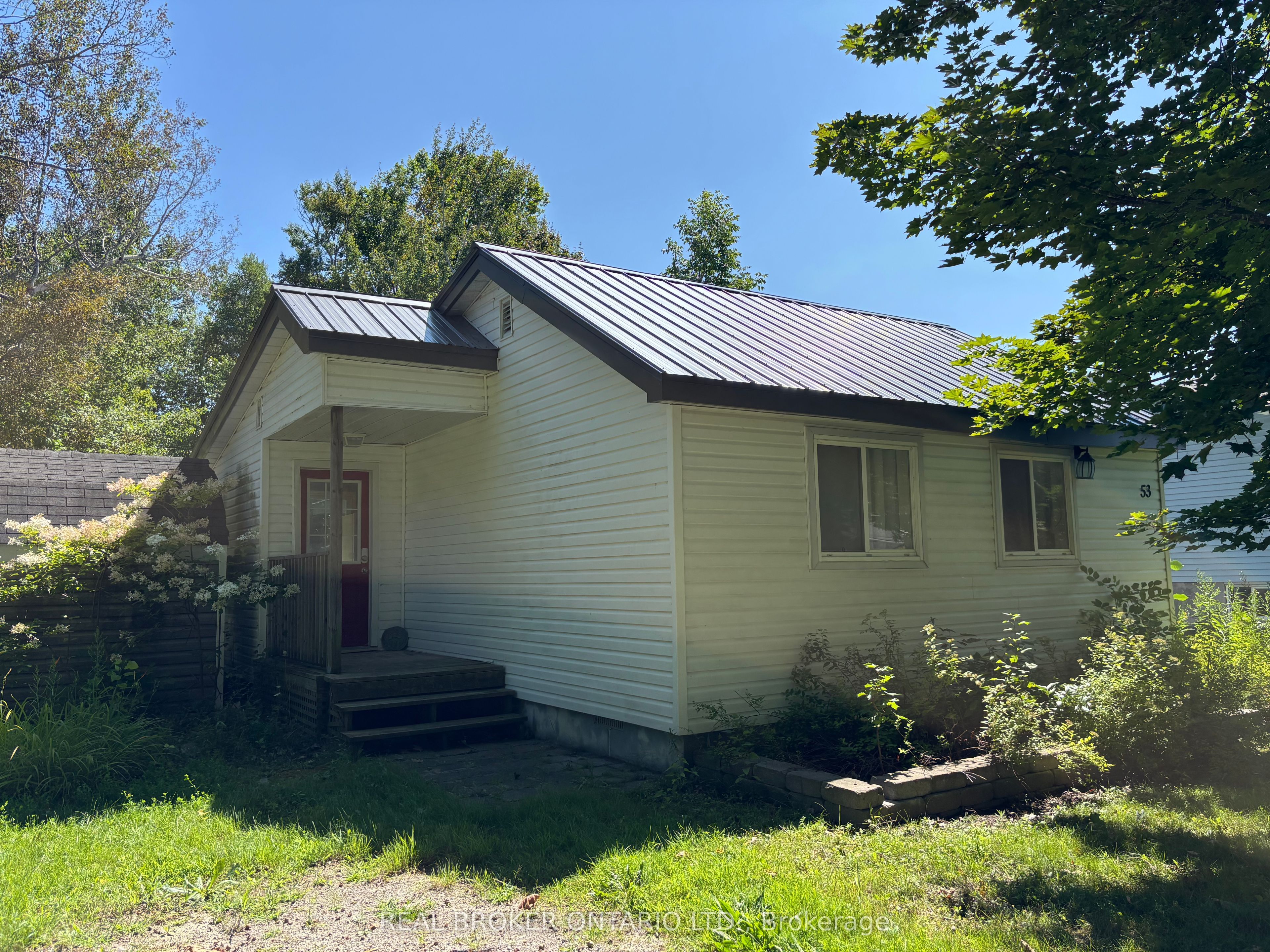 53 Lovejoy Street, Tay, ON L0K 2A0 photo 2