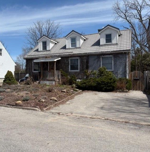 65 Drury Lane, Barrie, ON L4M 3C9 photo 2