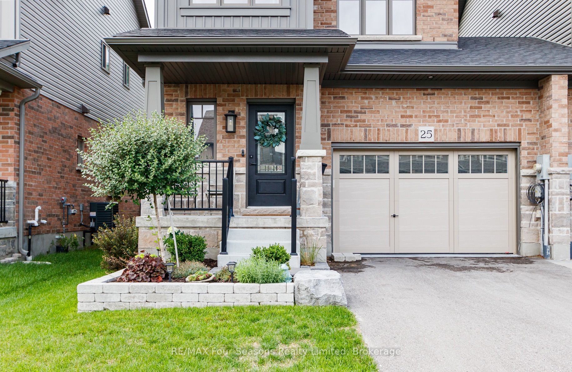 25 Shipley Avenue, Collingwood, ON L9Y 5M6 photo 4