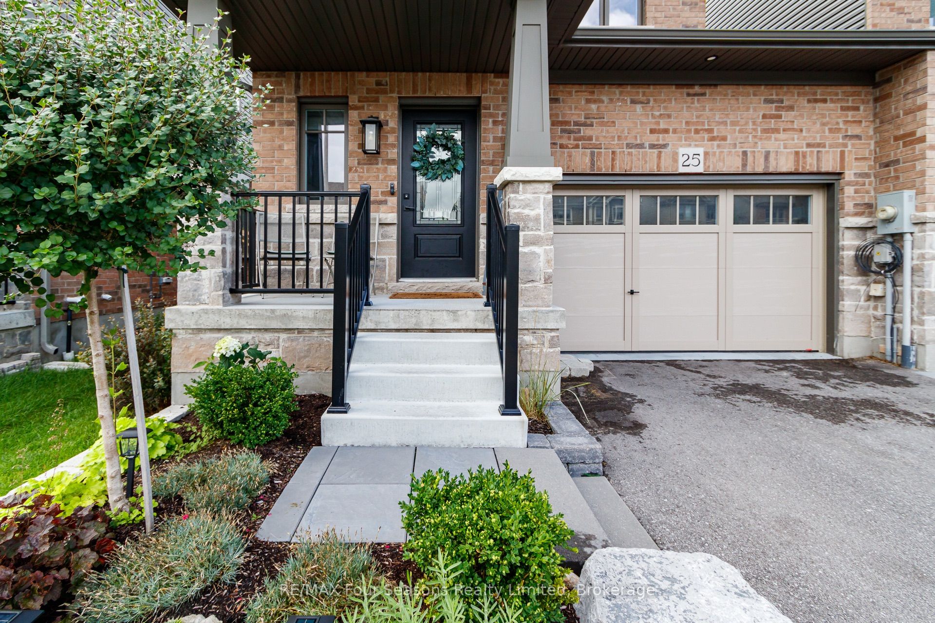25 Shipley Avenue, Collingwood, ON L9Y 5M6 photo 5