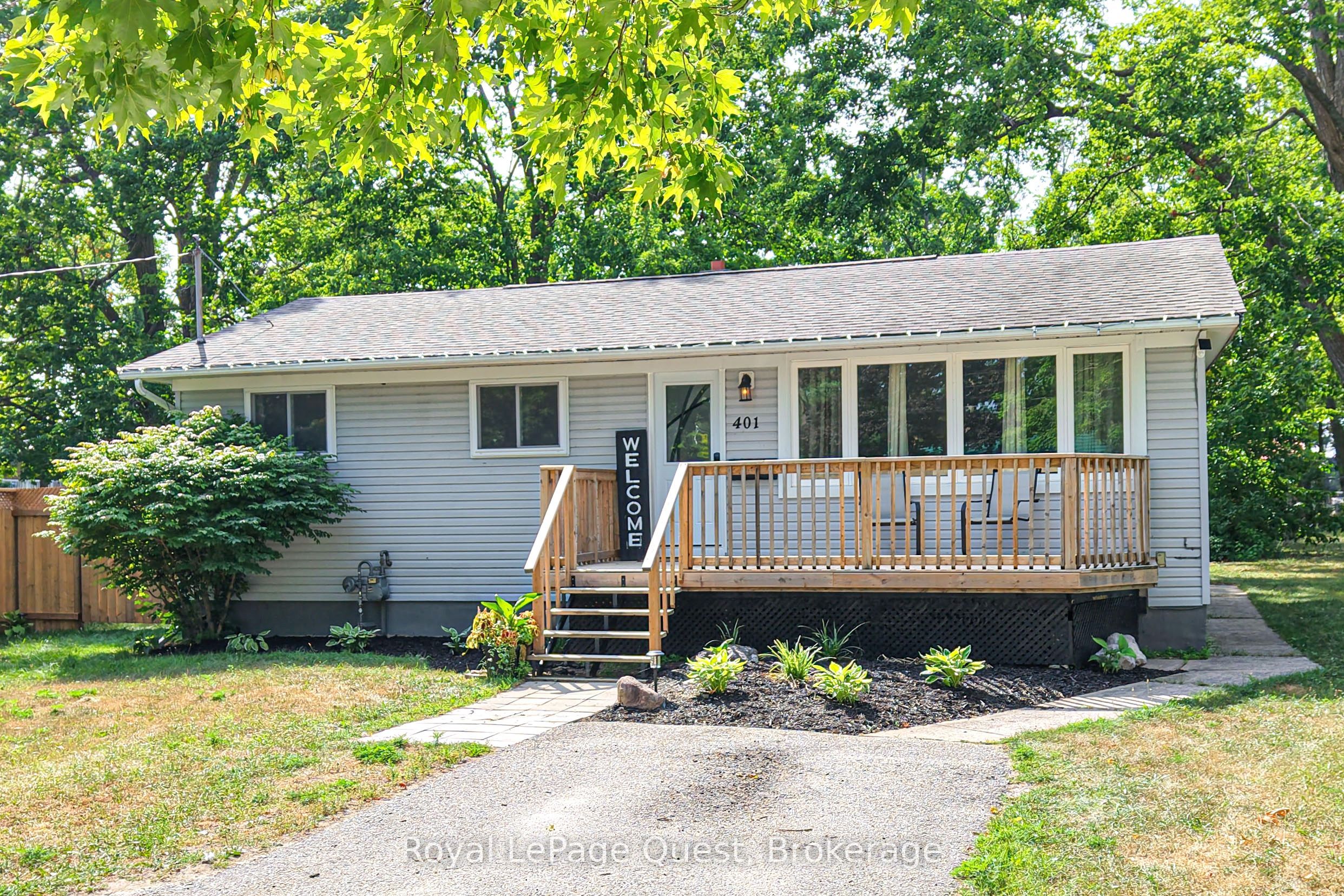 401 Mississaga Street W, Orillia, ON L3V 3C4 photo 2