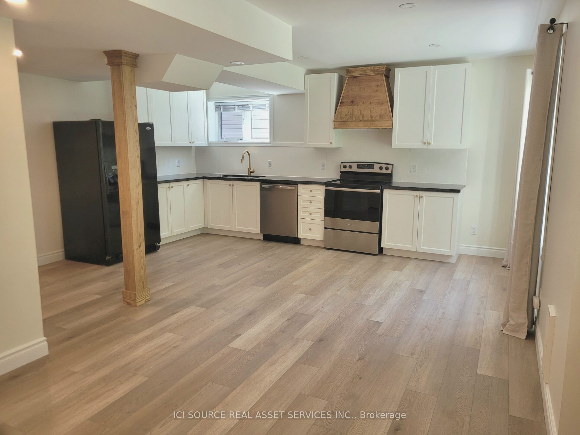 66 White Sands Way Lower, Wasaga Beach, ON L9Z 0E1
