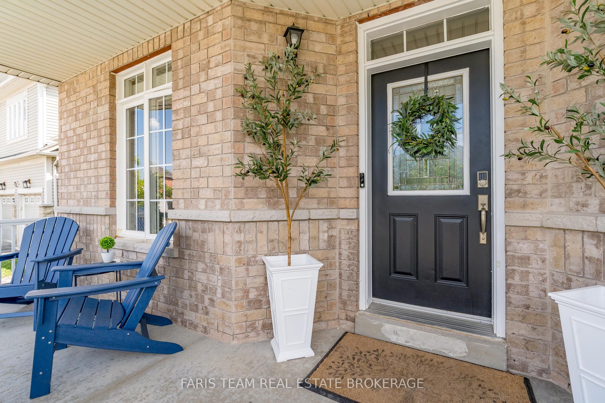 31 The Queensway, Barrie, ON L4M 7H5 photo 4