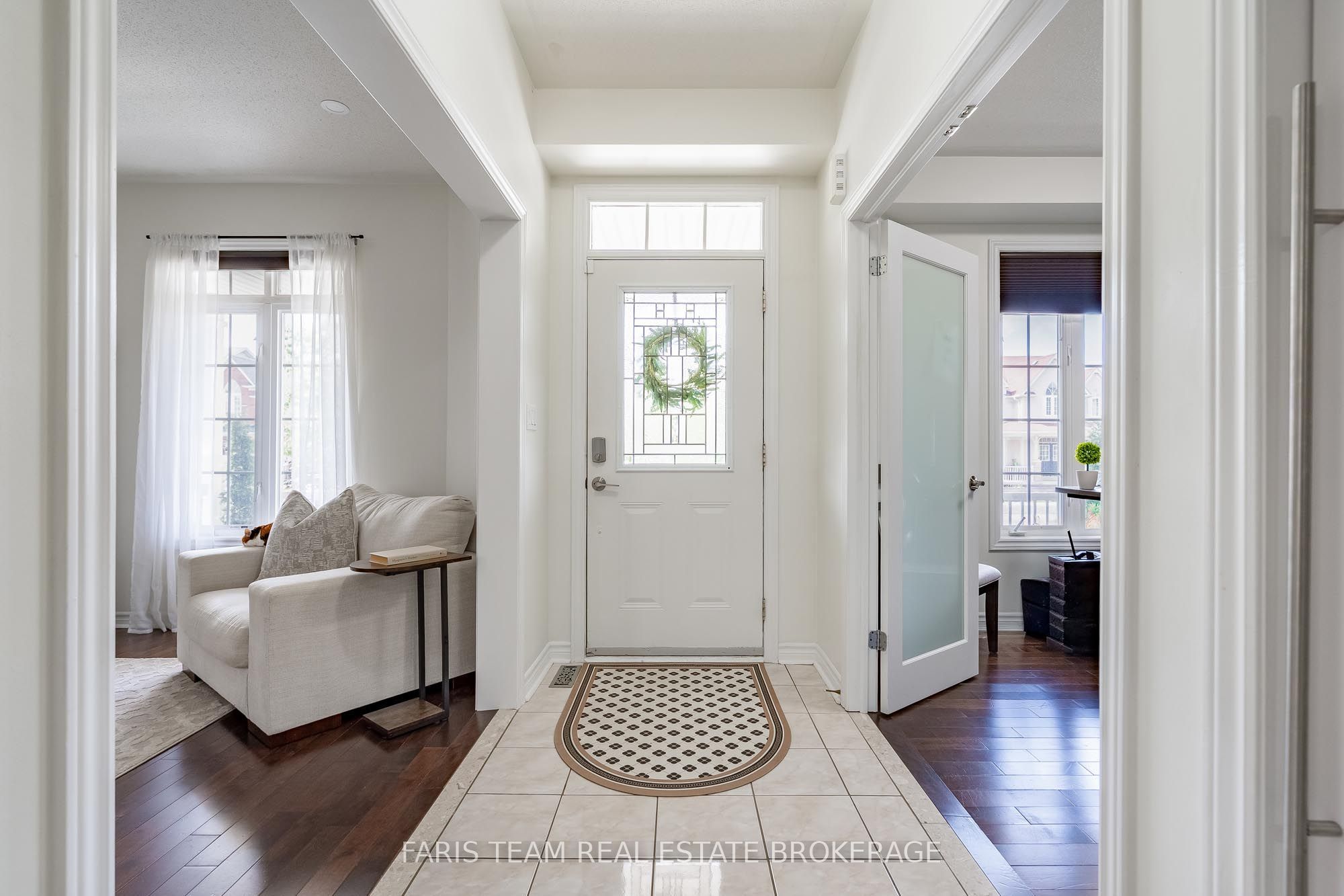 31 The Queensway, Barrie, ON L4M 7H5 photo 5