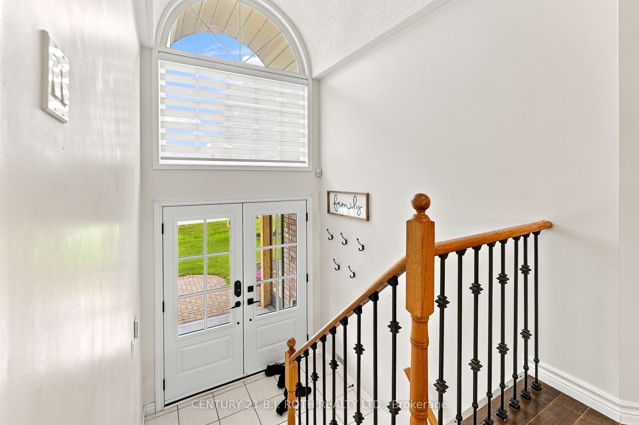 3 Dean Court, Wasaga Beach, ON L9Z 1J9 photo 4