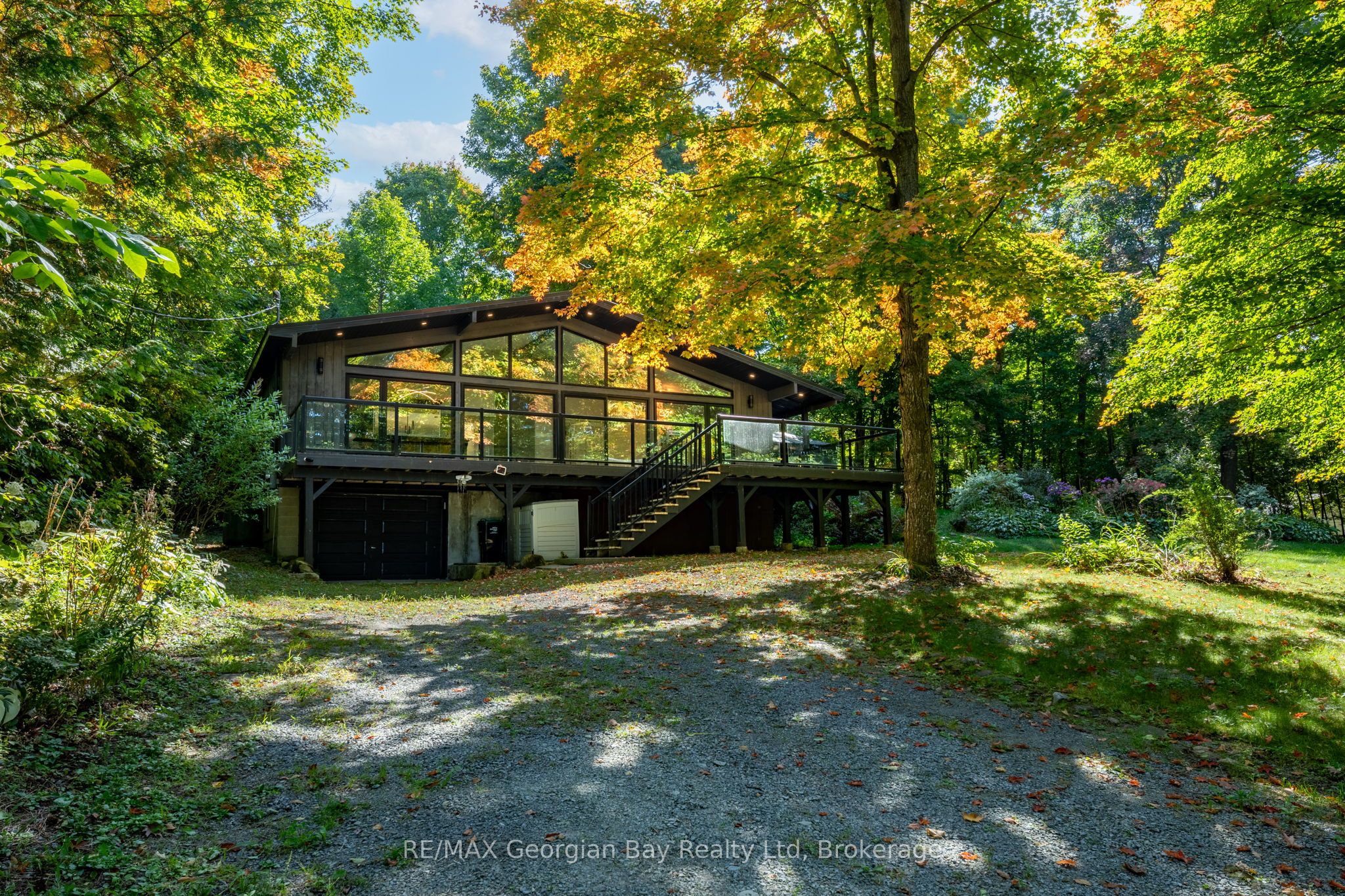 1745 Twin Oaks Crescent, Severn, ON L0K 1E0