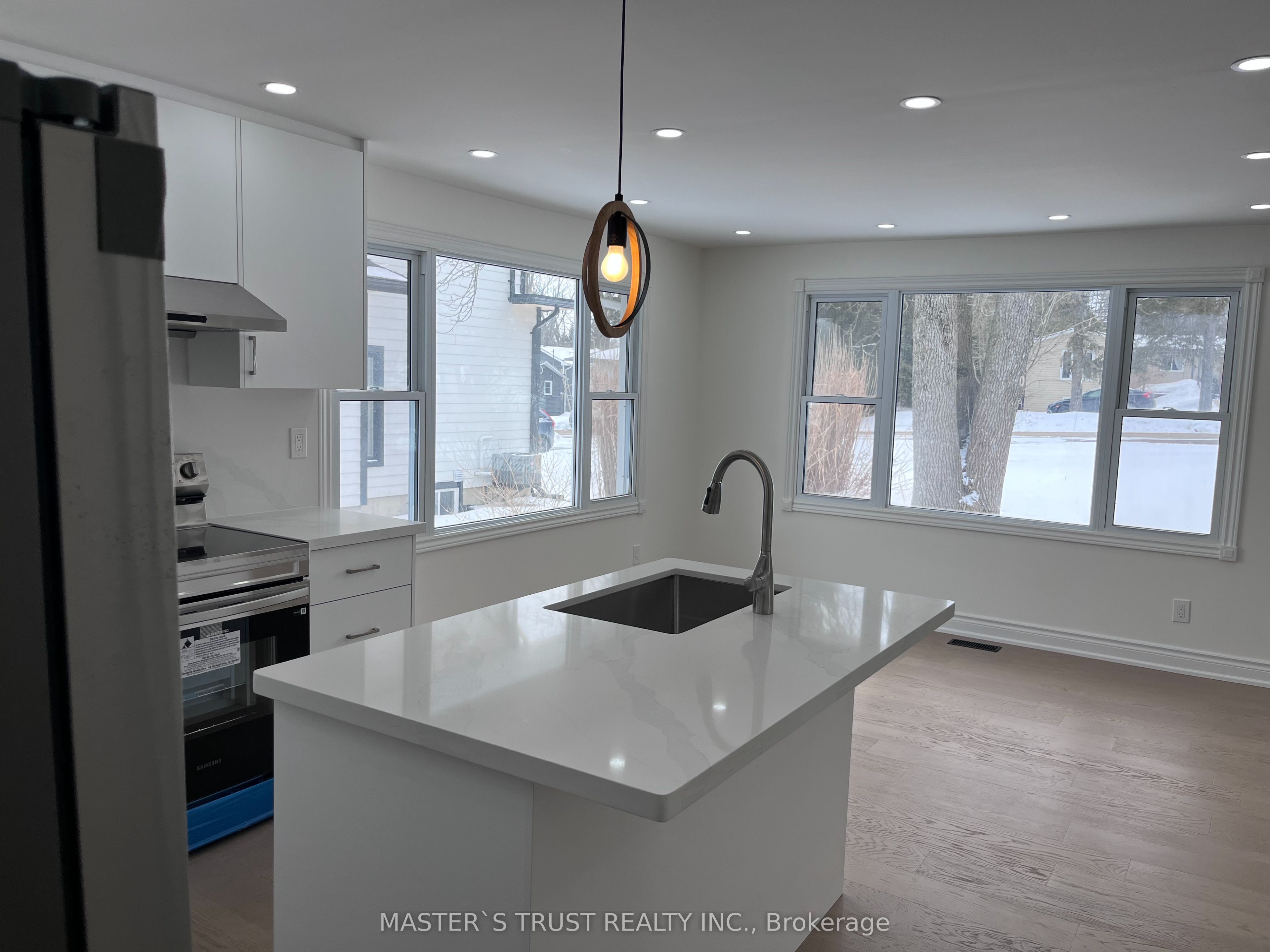 3965 Hilltop Road, Ramara, ON L3V 6H7 photo 5