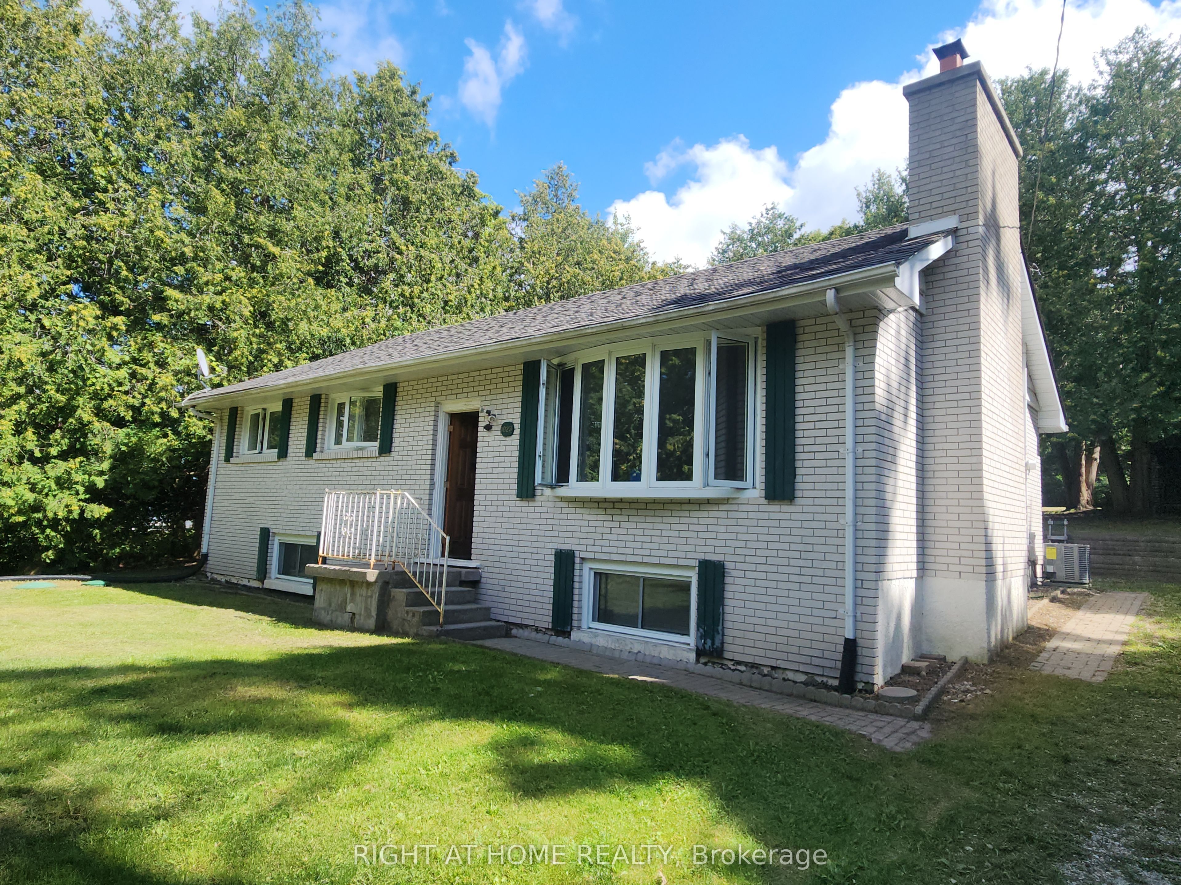 1023 Carson Road, Springwater, ON L4M 4S5 photo 3