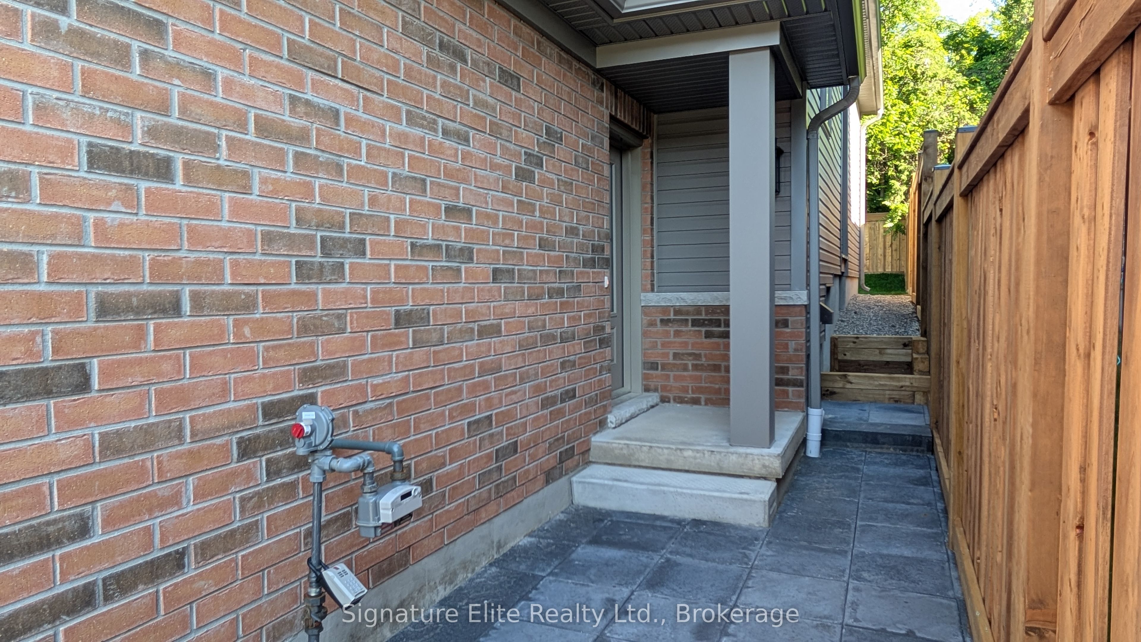 57 Shipley Avenue Unit 2, Collingwood, ON L9Y 5M7 photo 3
