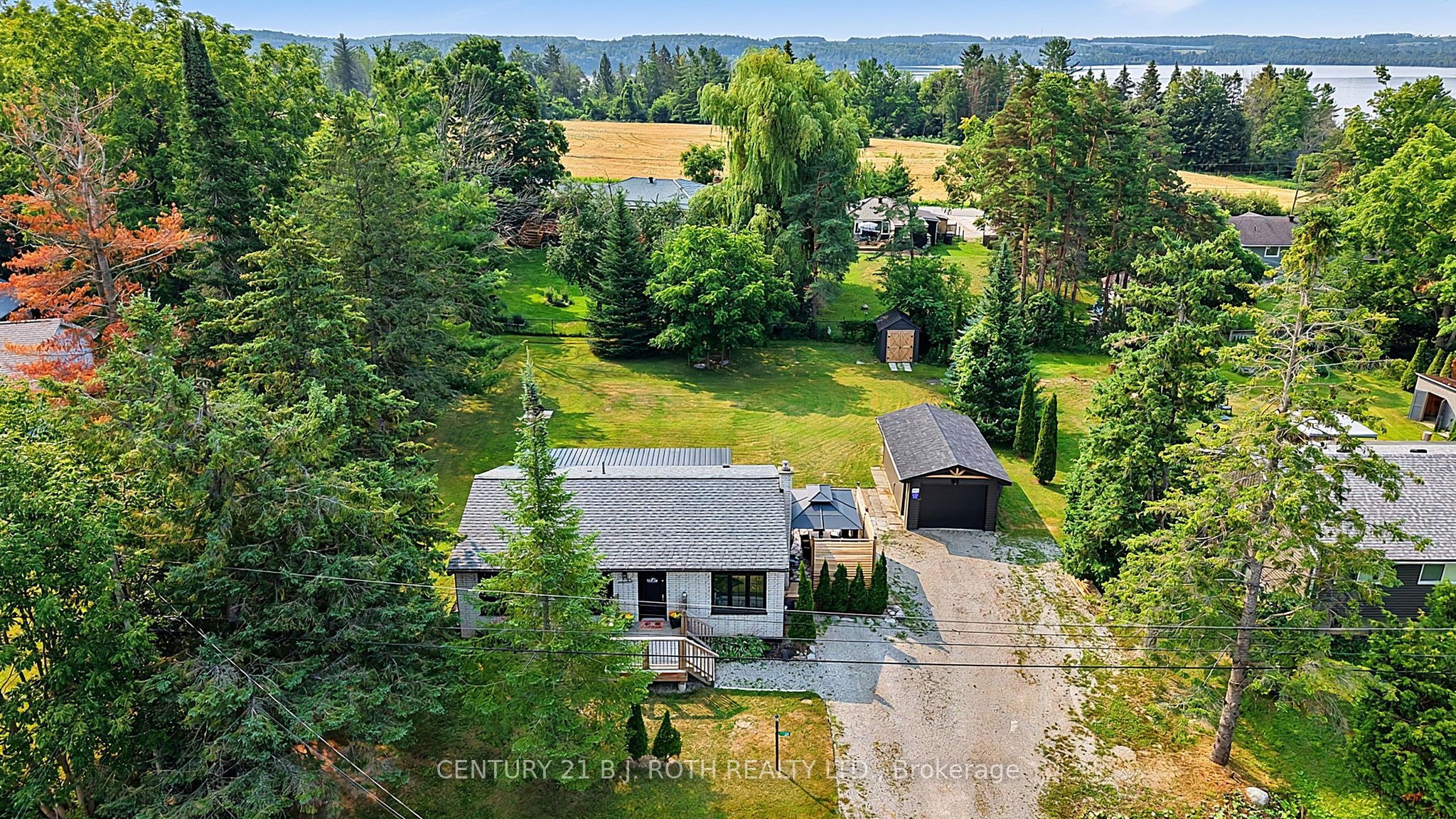 25 Glengrove Avenue, Oro-Medonte, ON L3V 0J9
