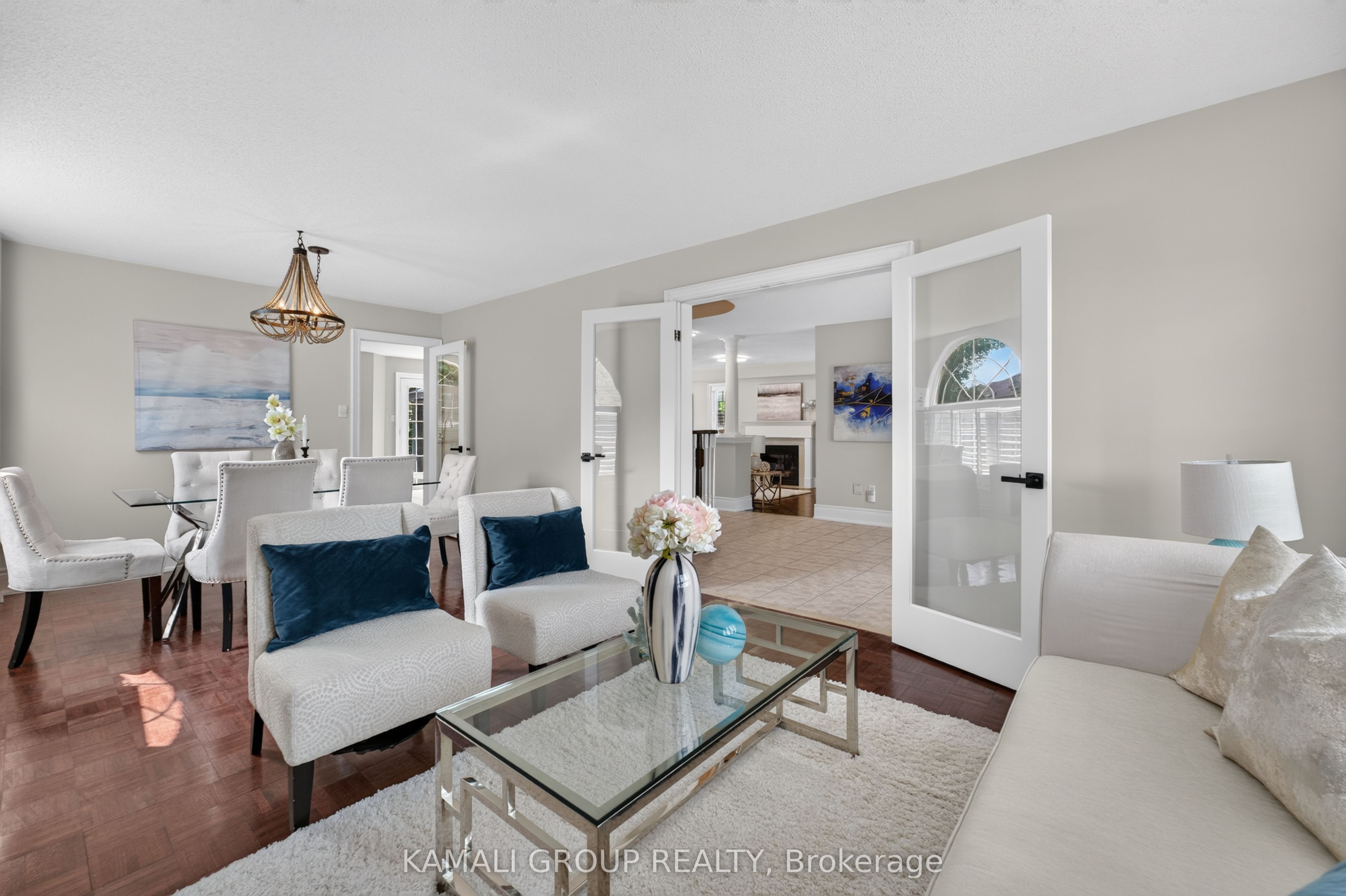 10 Rebecca Court, Barrie, ON L4N 0V5 photo 4