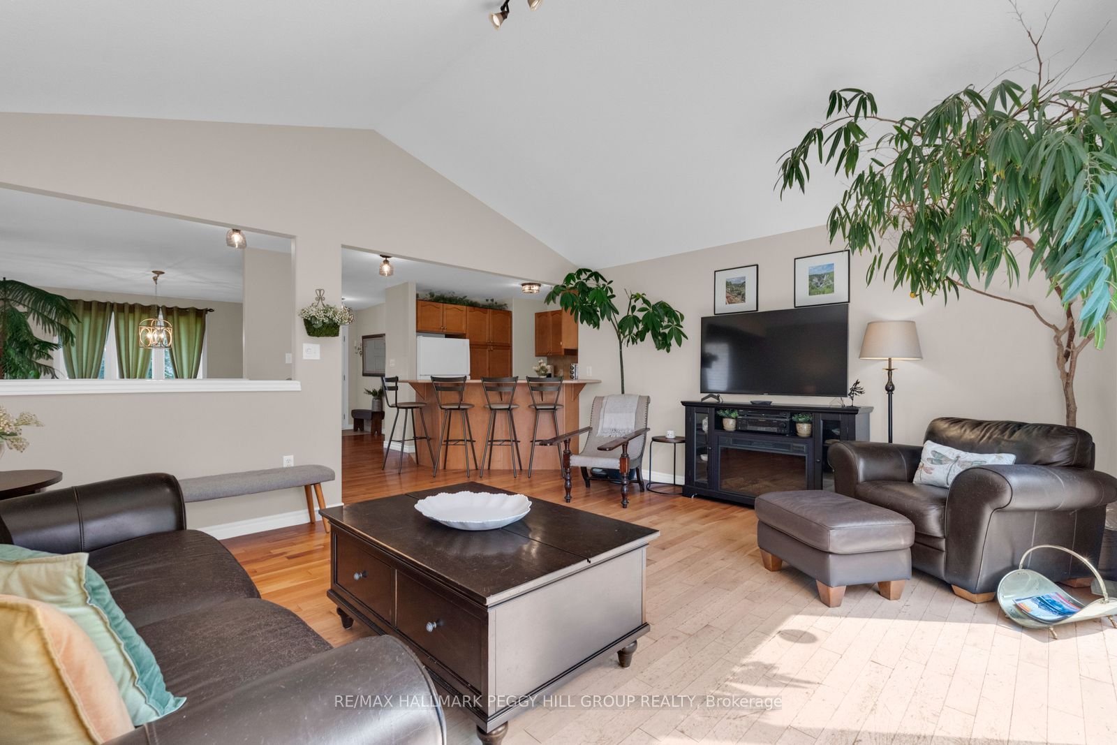 43 Nicklaus Drive, Barrie, ON L4M 6W5 photo 4