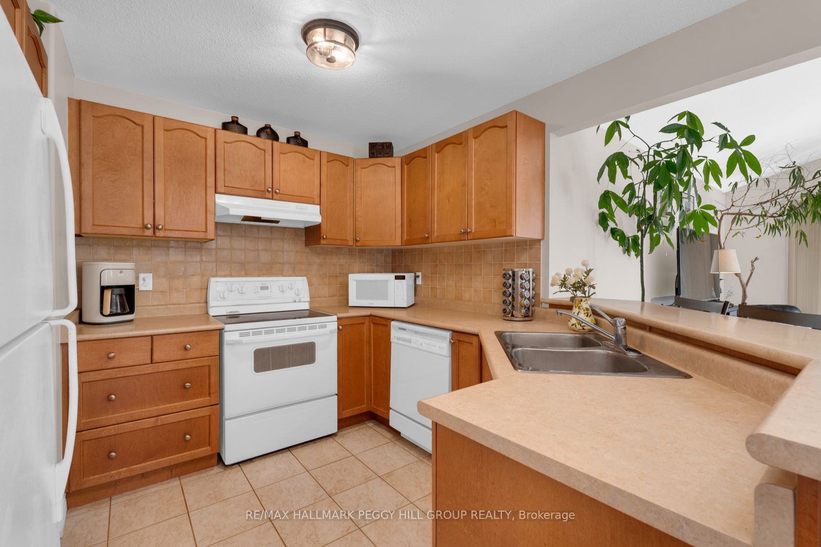 43 Nicklaus Drive, Barrie, ON L4M 6W5 photo 5