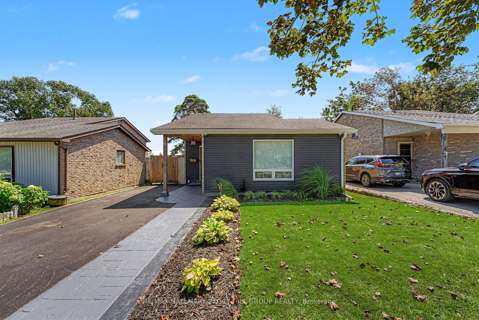 29 Shelley Lane, Barrie, ON L4N 4W4 photo 2