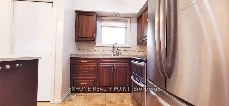 11 St Vincent Street, Barrie, ON L4M 3Y3 photo 4