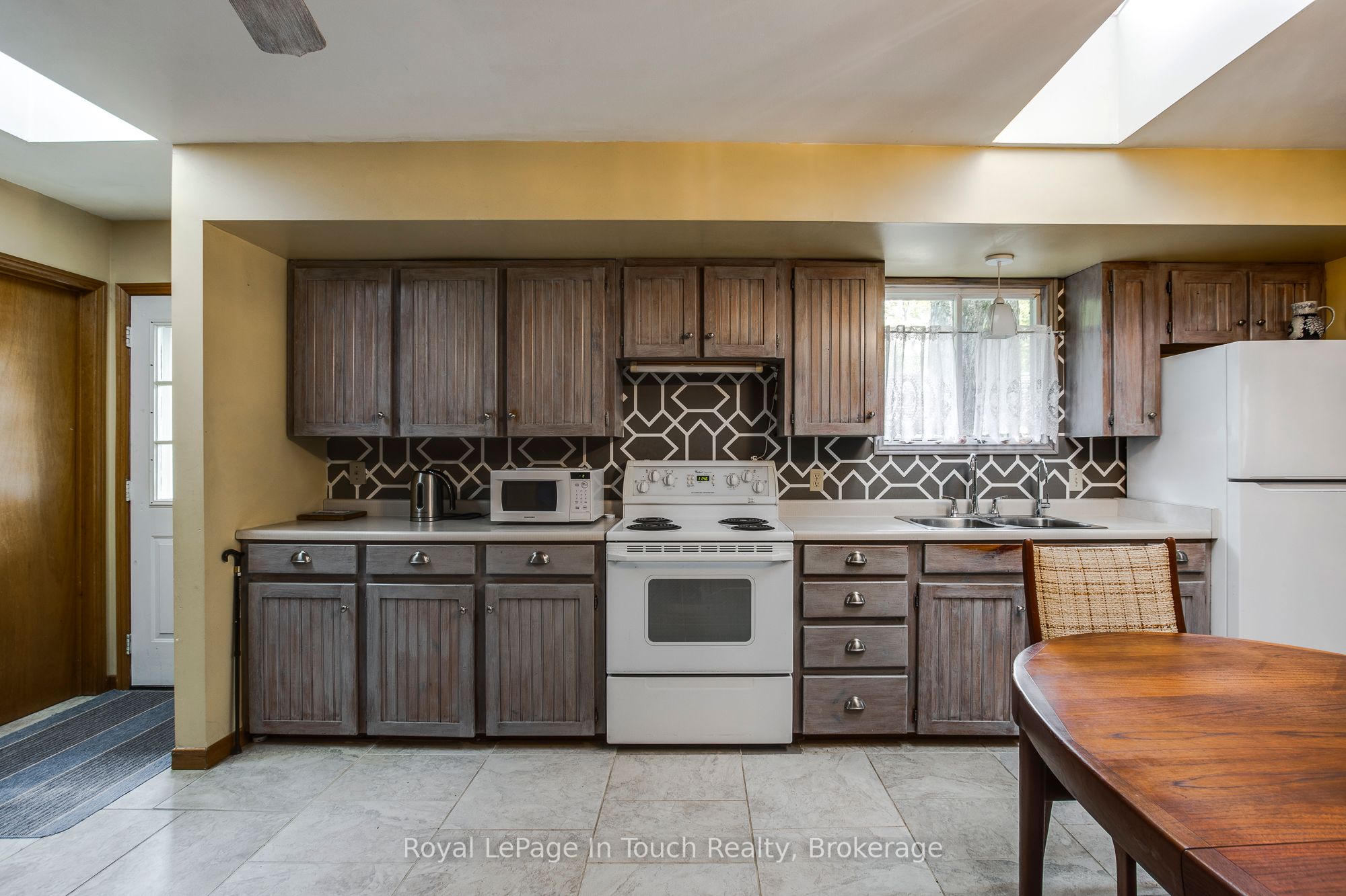 171 Oliver Drive, Tiny, ON L0L 2J0 photo 3