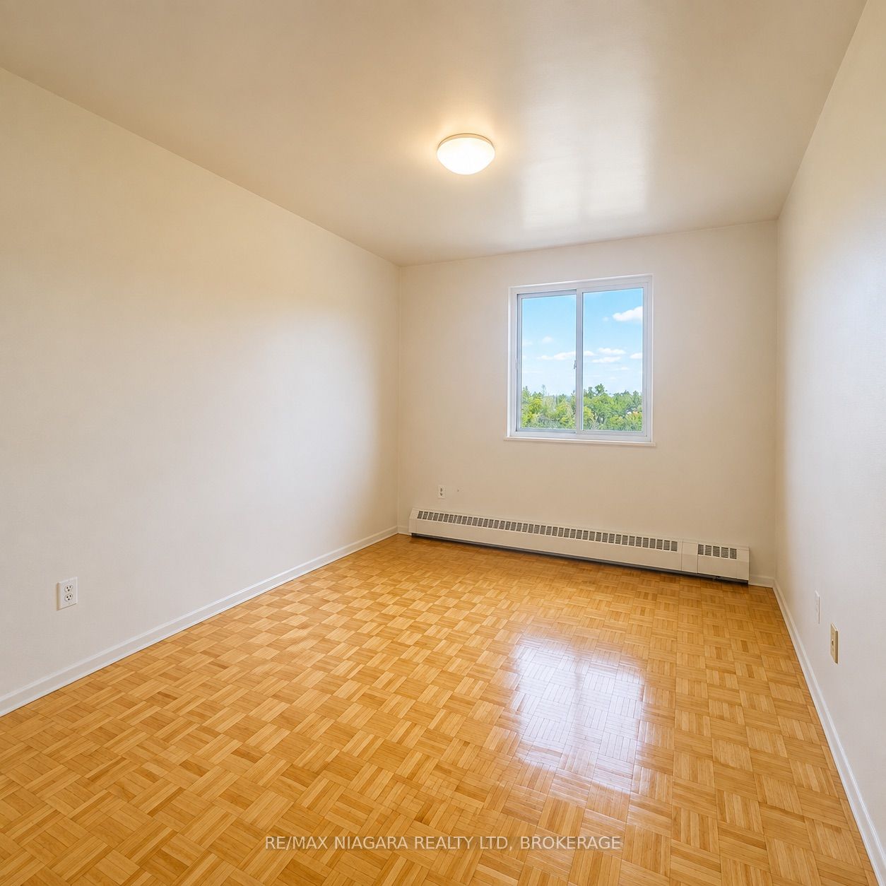 550 King Street 609, Midland, ON L4R 3N1 photo 4