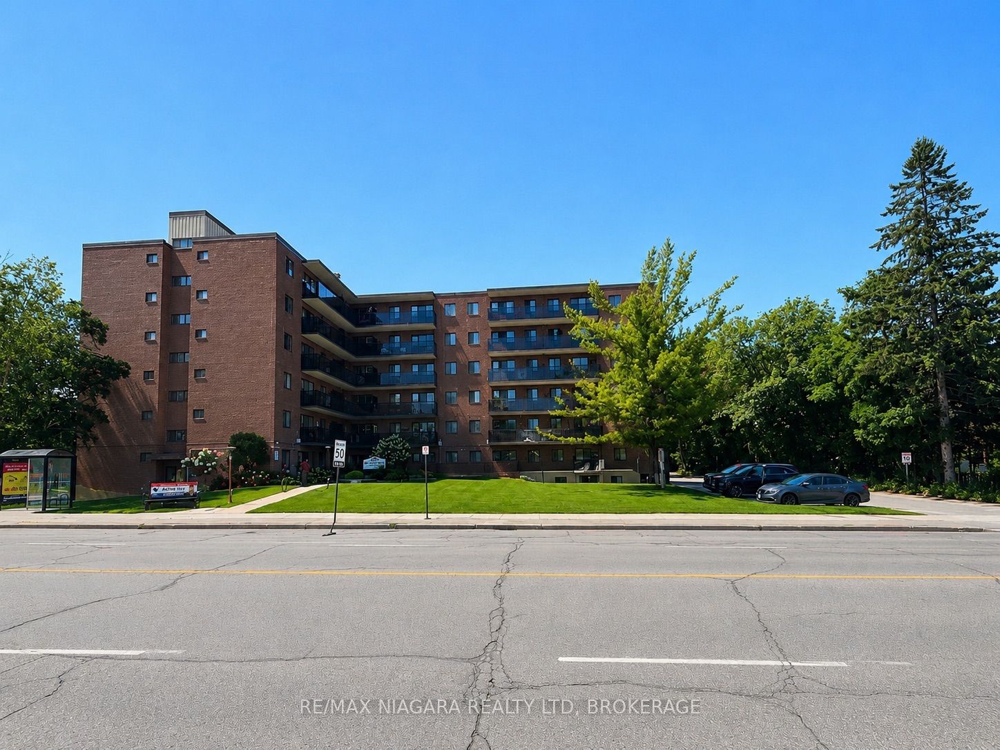 550 King Street 104, Midland, ON L4R 3N1 photo 3