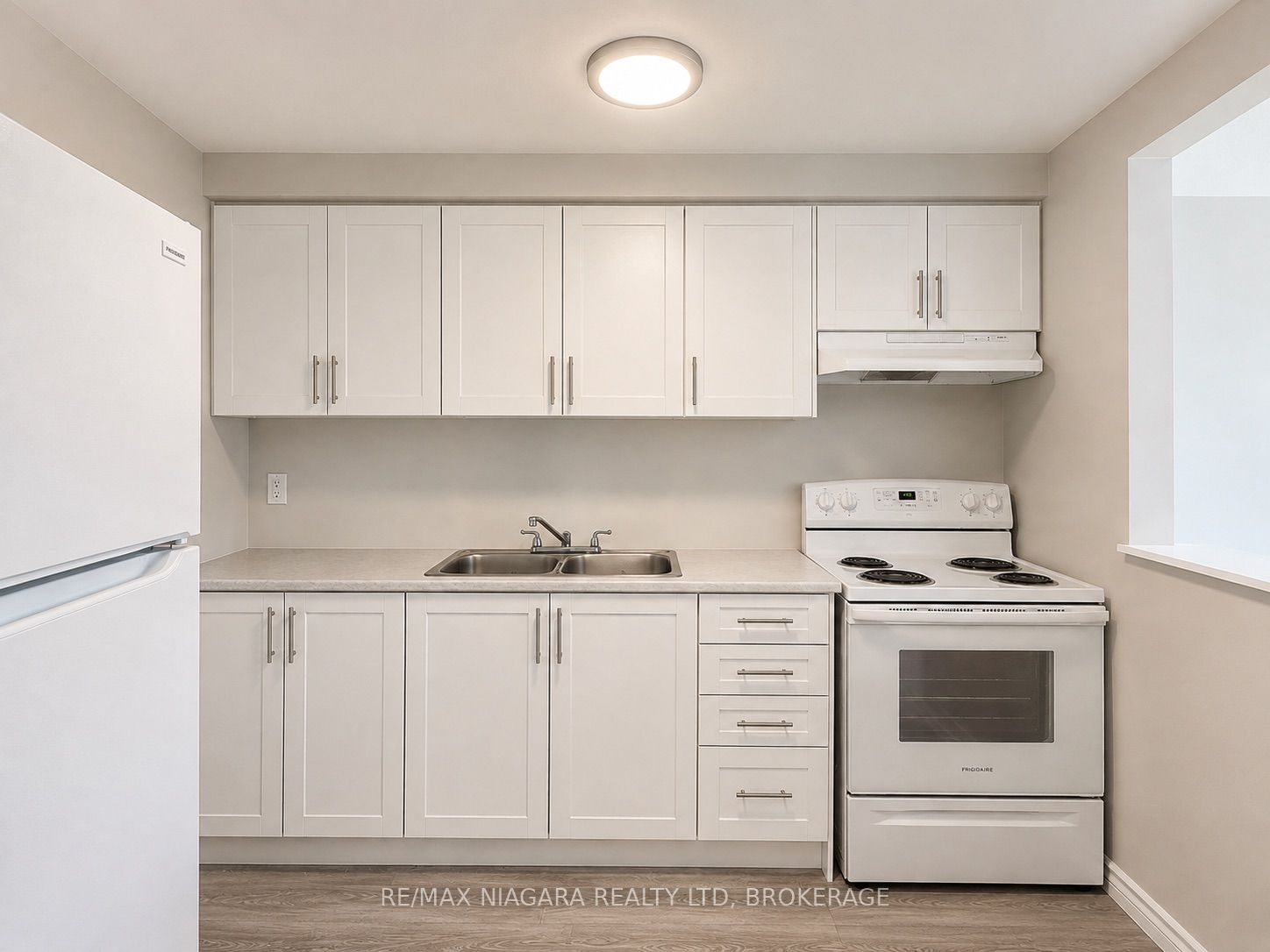 550 King Street B102, Midland, ON L4R 3N1 photo 5
