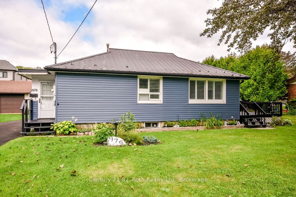 976 Yonge Street, Midland, ON L4R 2E7 photo 2