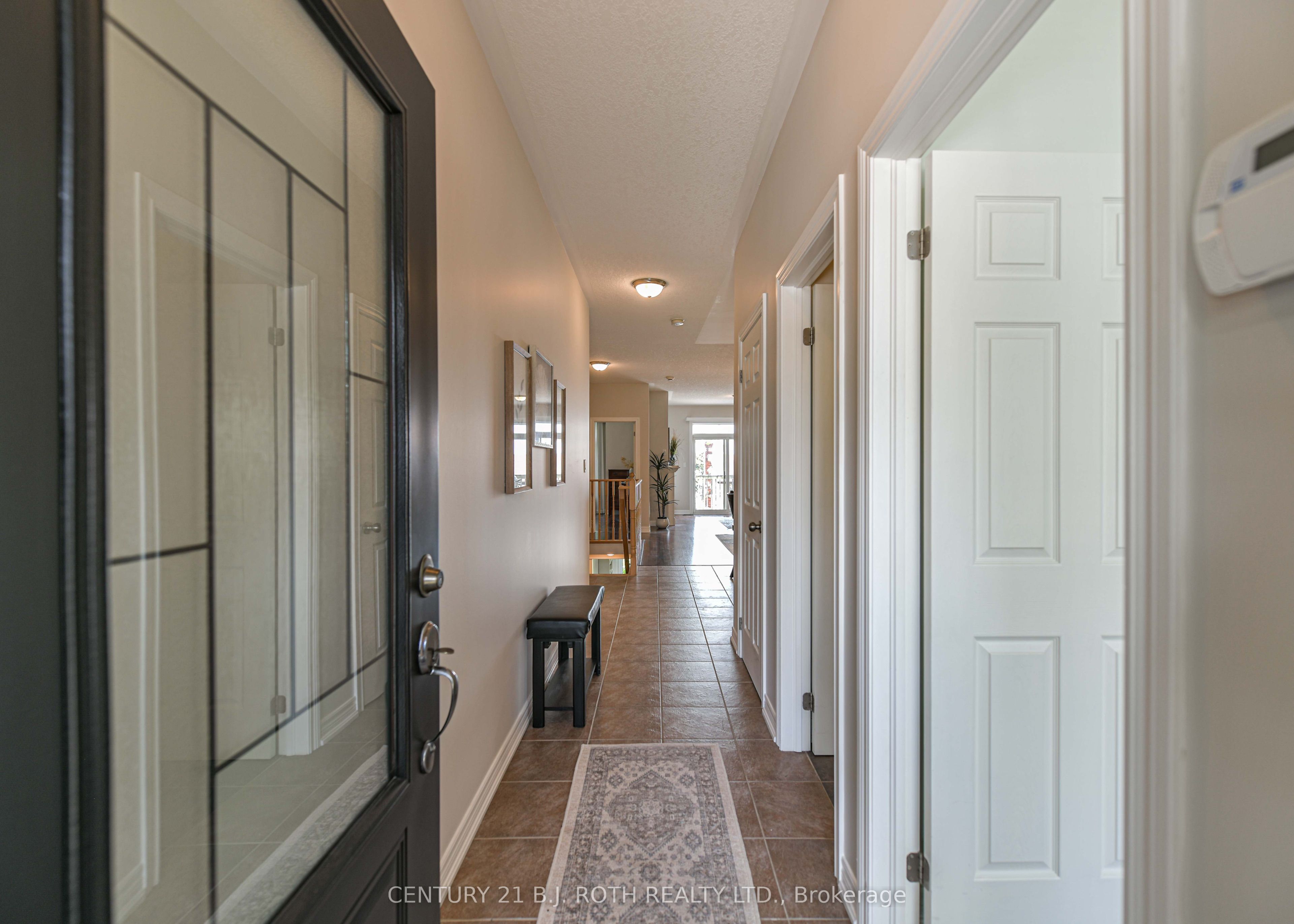 10 Canterbury Circle, Orillia, ON L3V 0C9 photo 5