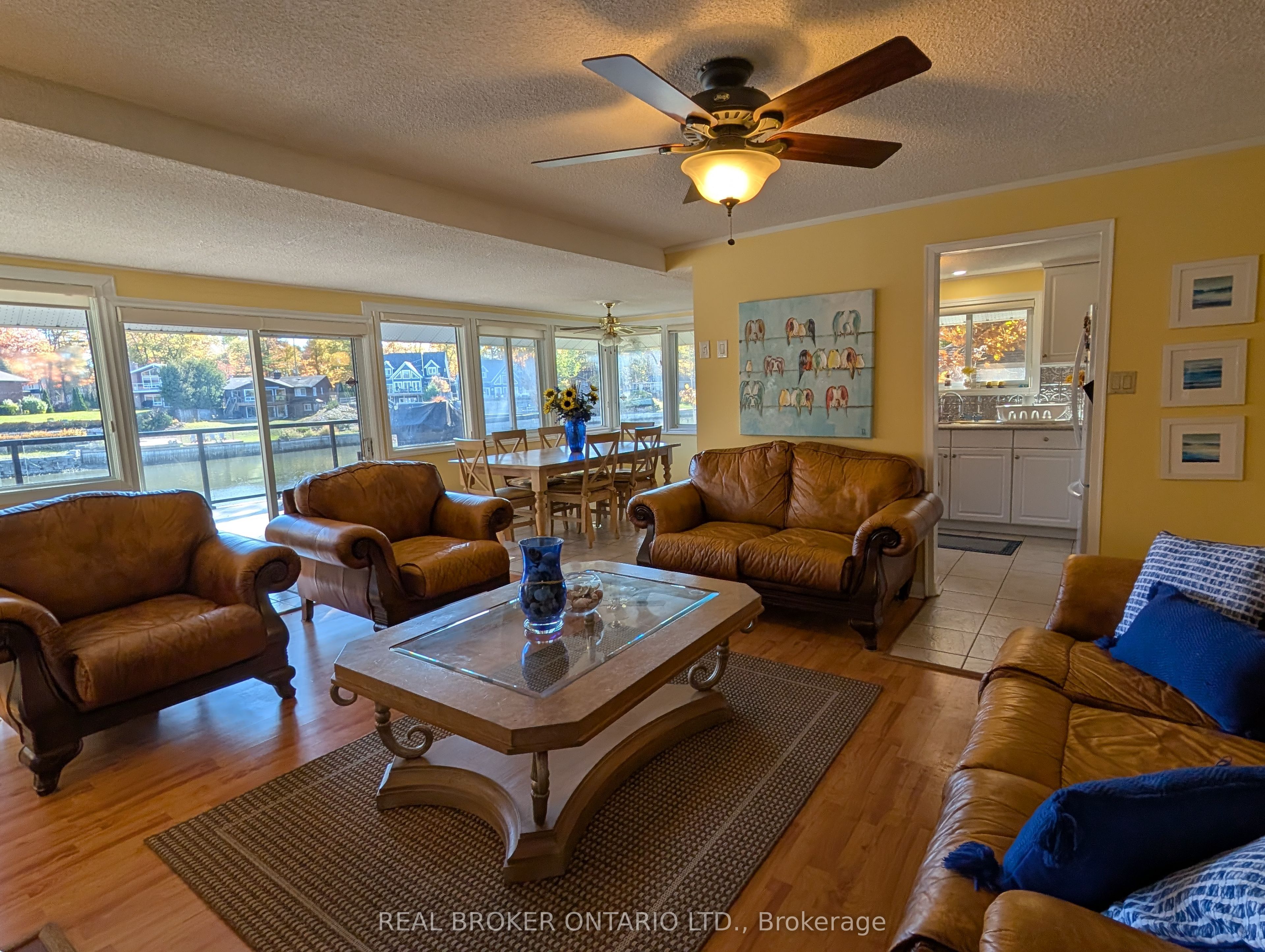 1103 Mosley Street, Wasaga Beach, ON L9Z 2G1 photo 5