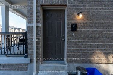 15 Valleybrook Road, Barrie, ON L9J 1L4 photo 2