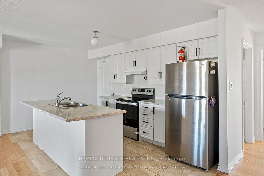 15 ValleyBrook Road, Barrie, ON L9J 0L4 photo 2